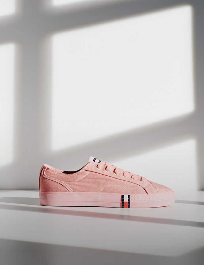 Toomy Hilfiger Shoes for Her