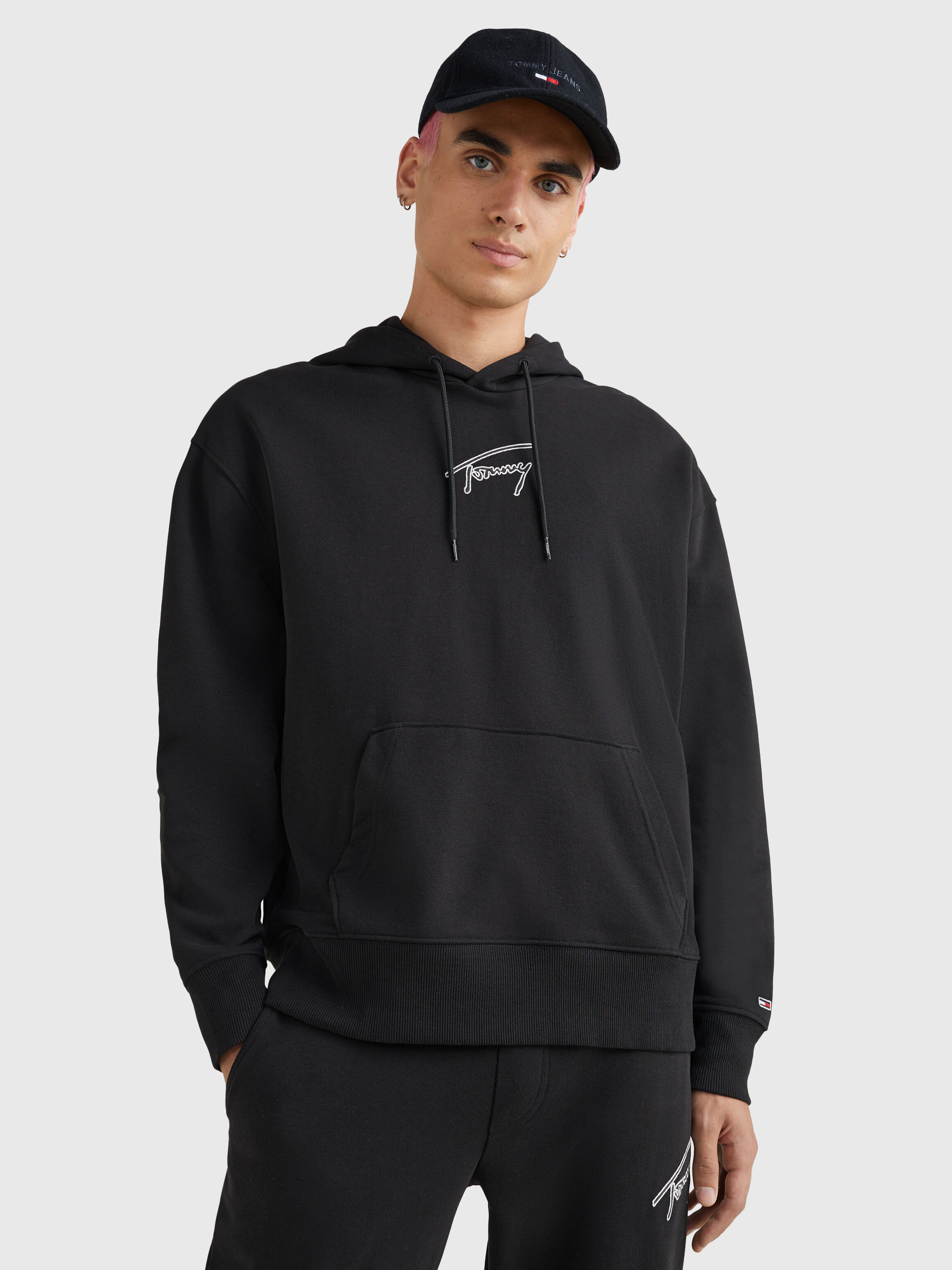 Tommy on sale hoodie black