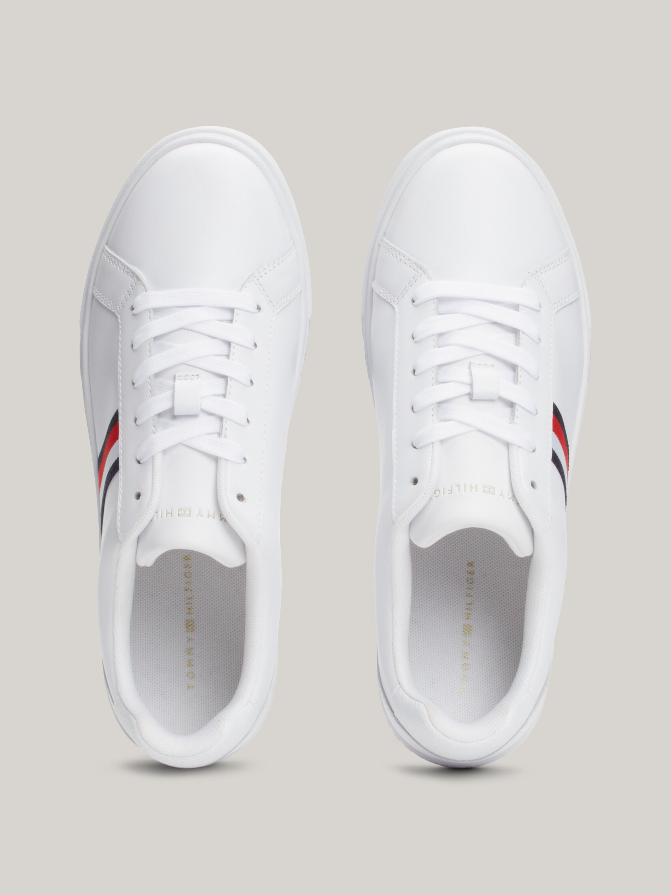 Tommy hilfiger essential 2025 signature trainers