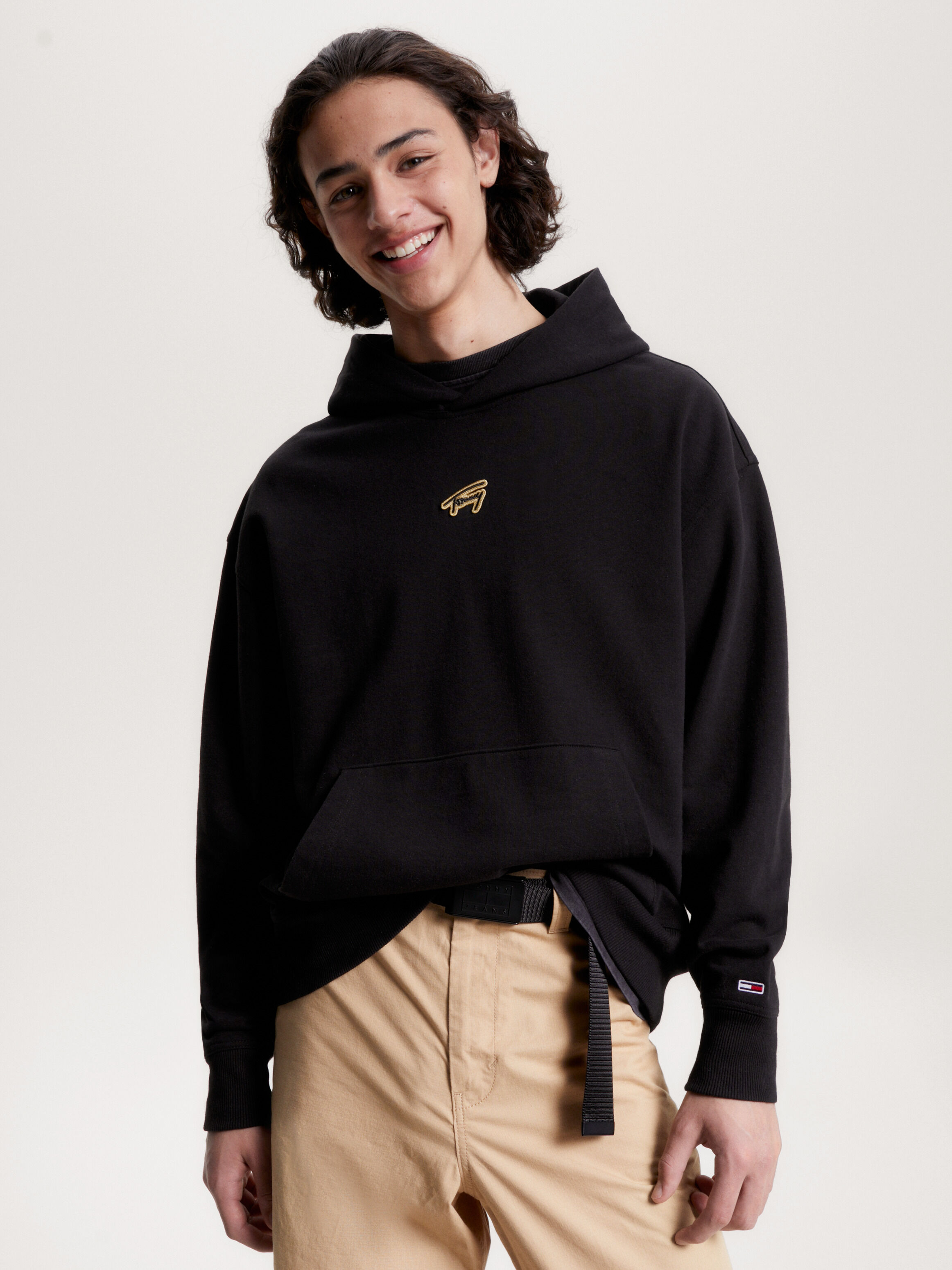 Tommy jeans on sale signature logo hoodie