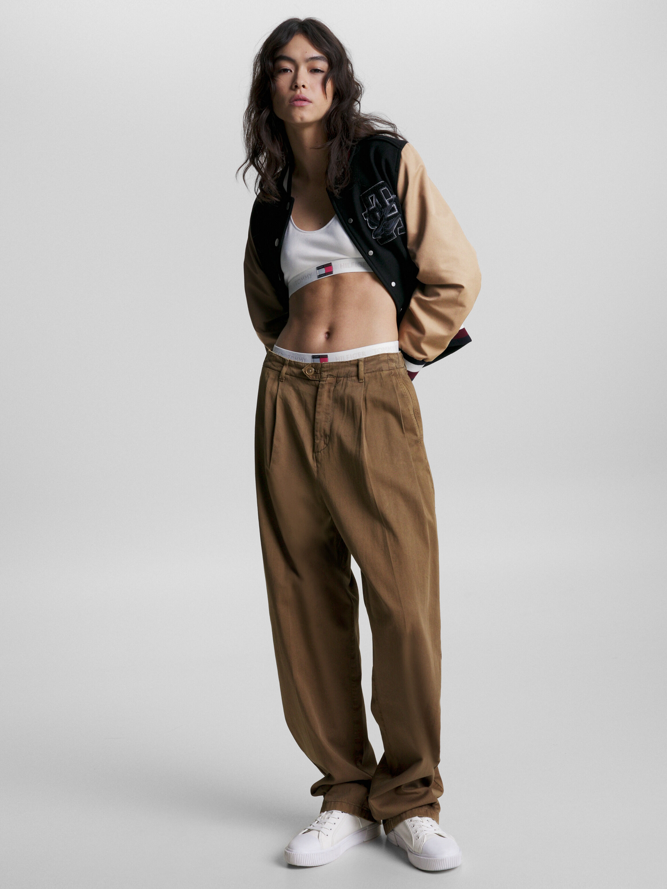 Tommy hilfiger trousers sales
