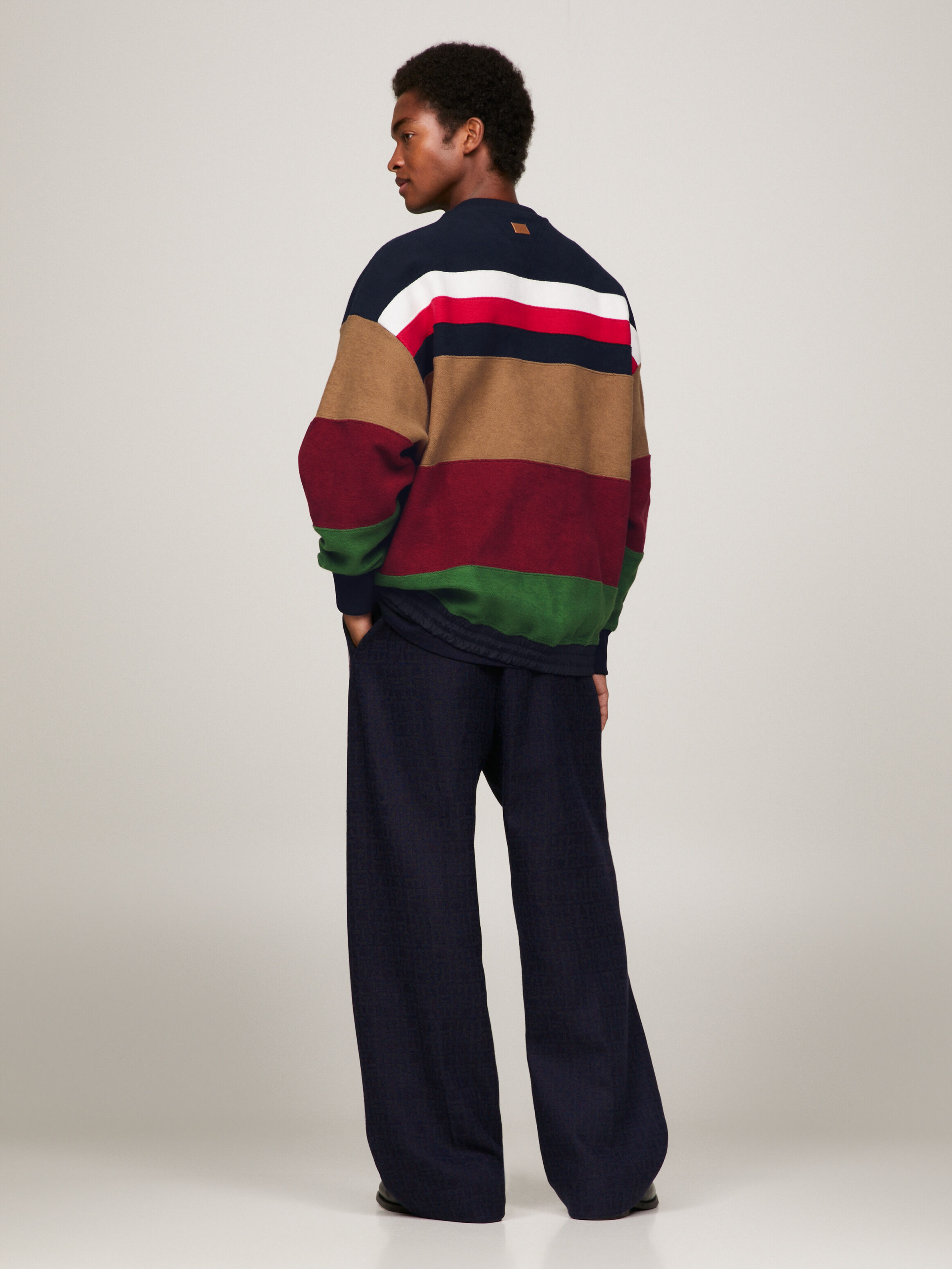 Tommy oversized clearance sweatshirt