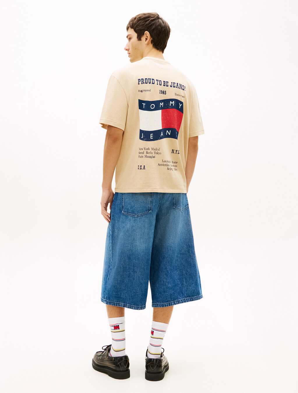 90s Waving Flag T-Shirt, Gentle Gold, hi-res