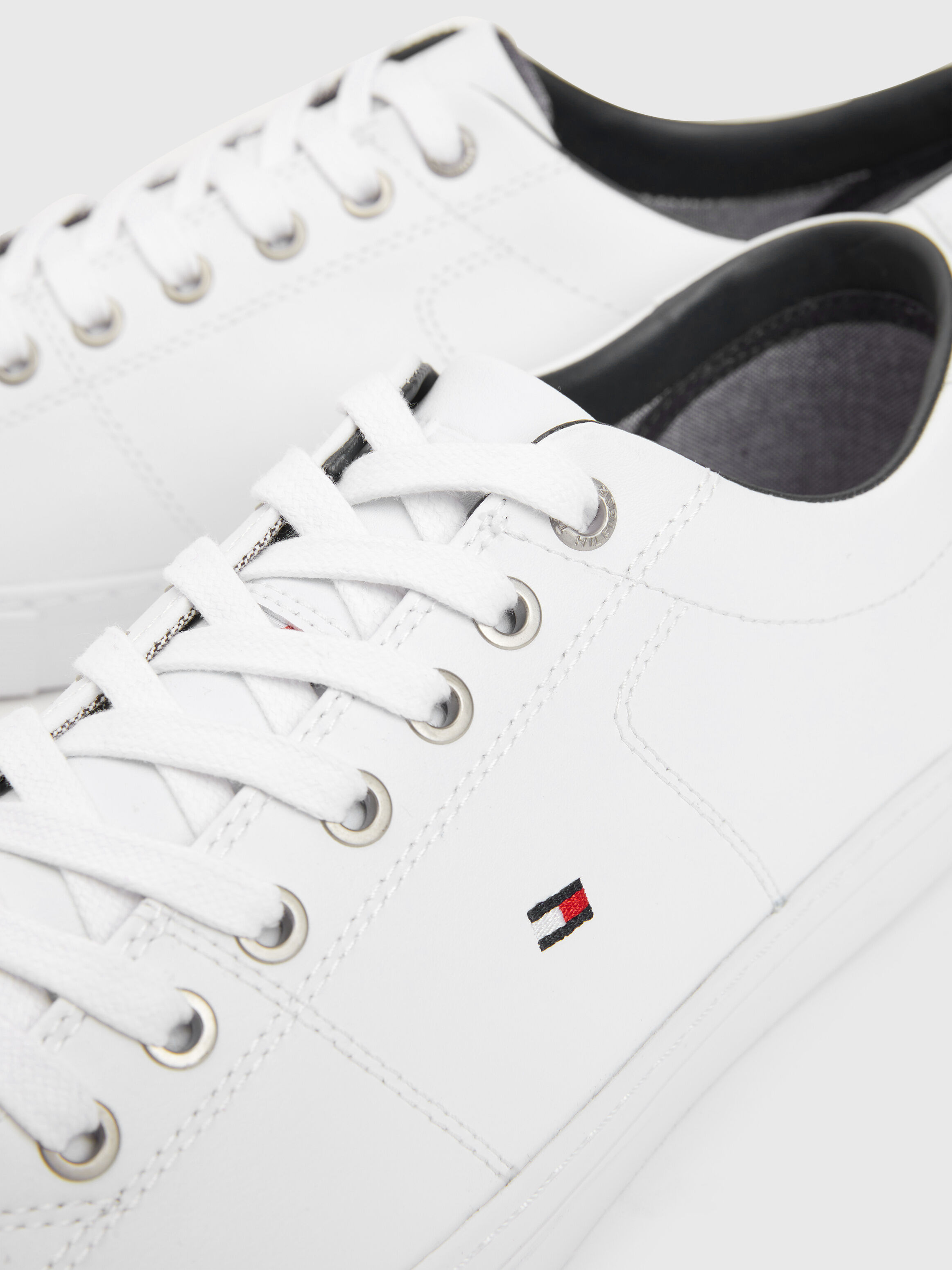 Tommy essential leather sneaker fwfw3688 online