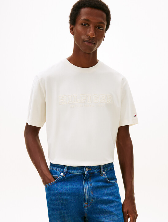 Logo Embroidery Relaxed Crew Neck T-Shirt