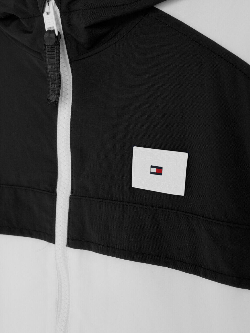 Tommy hilfiger kids discount windbreaker