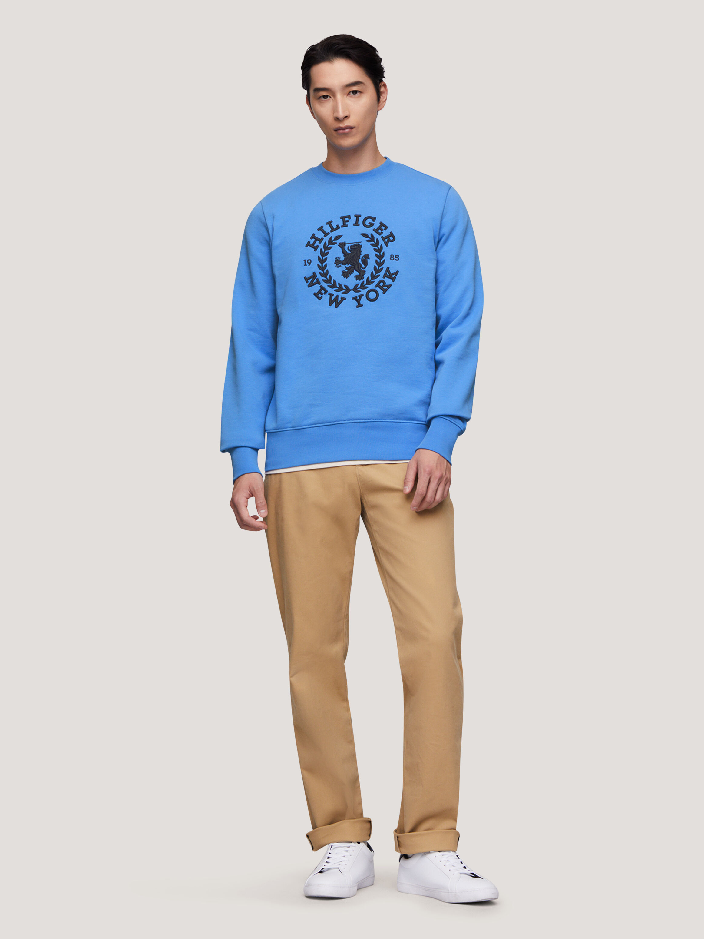 Tommy jeans collegiate new arrivals crew neck sweatshirt