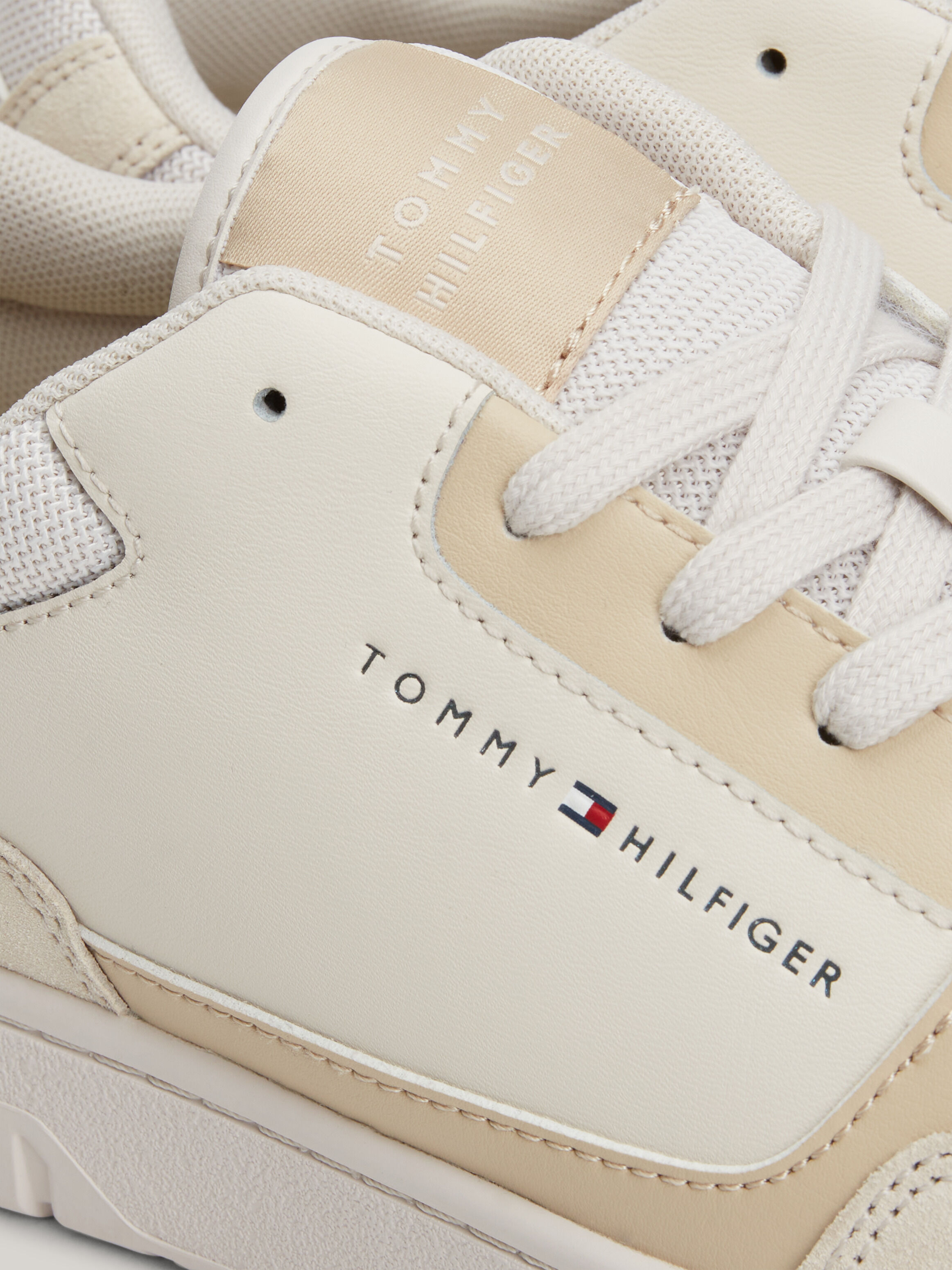 Tommy hilfiger leather sale sneaker white