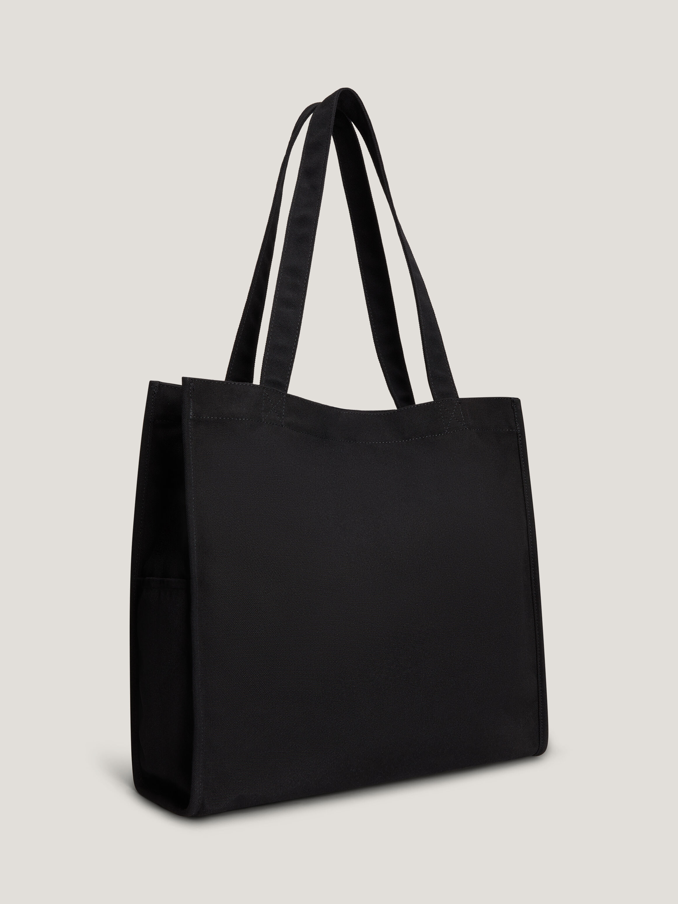 Tommy on sale shopping bag