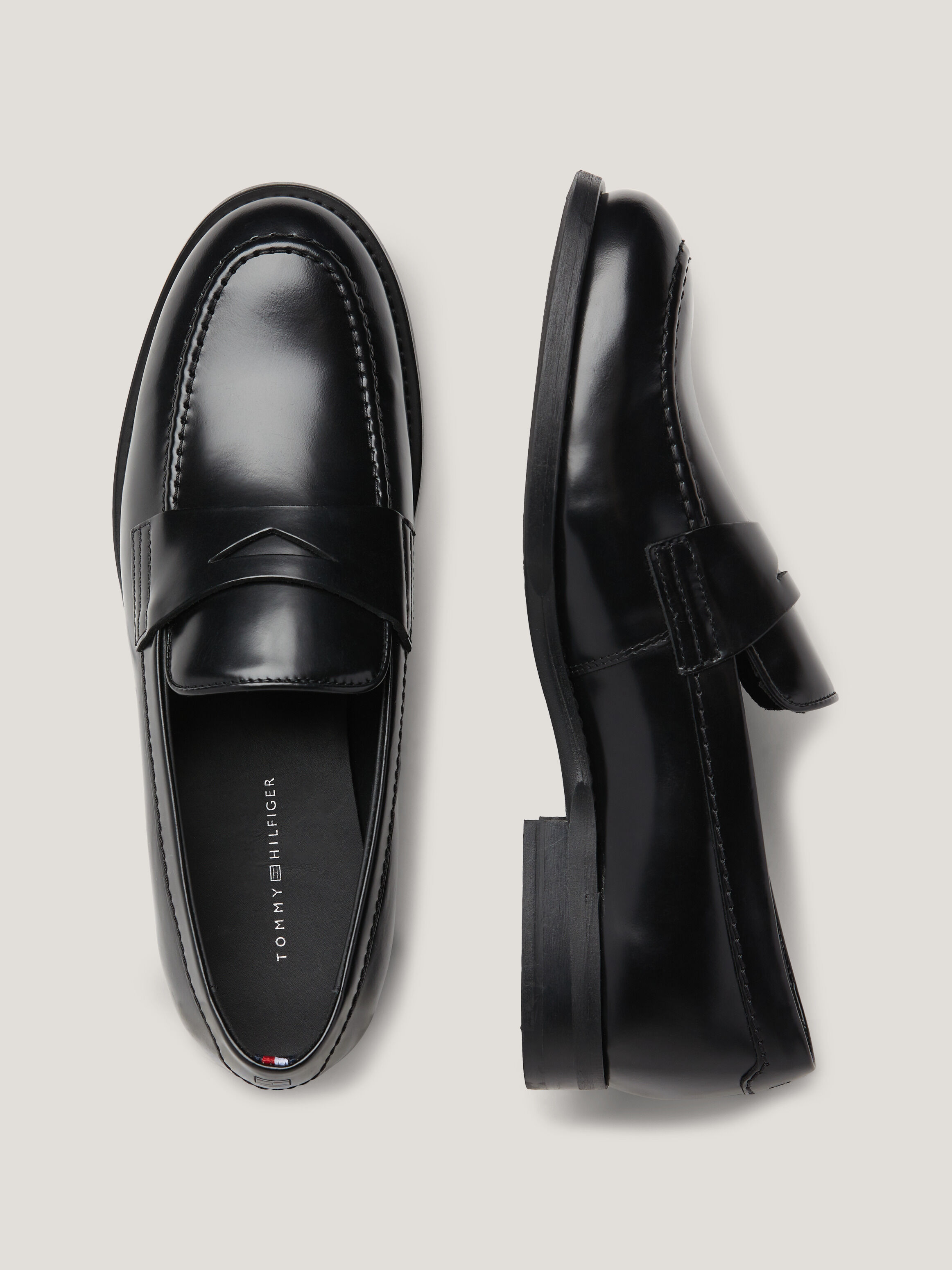 Tommy hilfiger men's garvie loafer shop