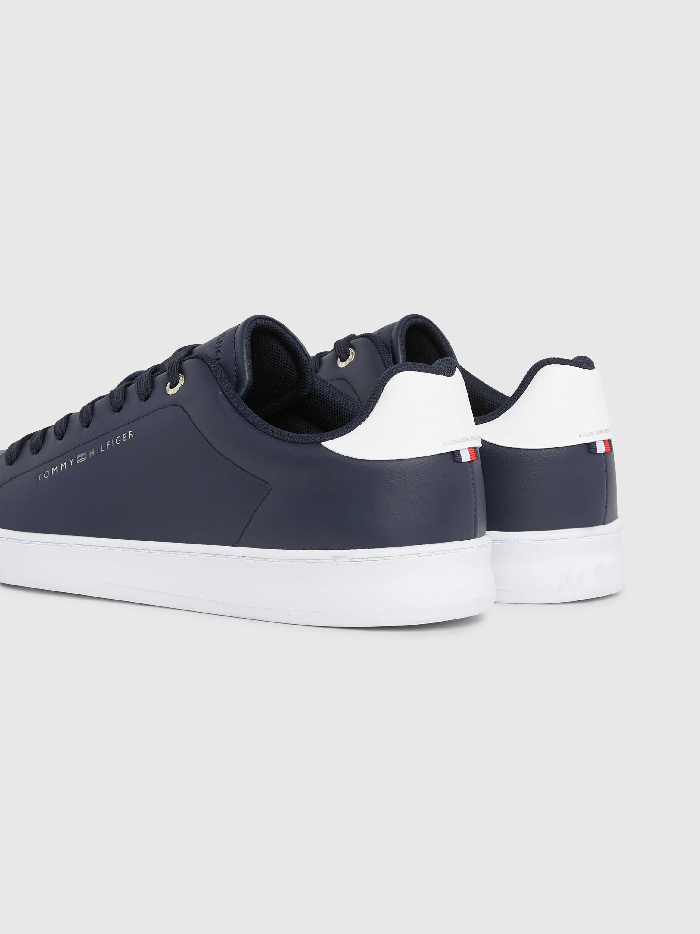 Tommy hilfiger trainers sale jd sports