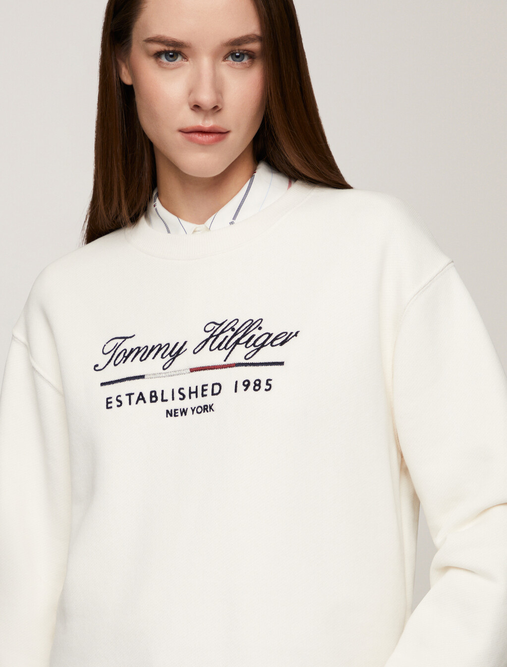 Script Logo Crew Neck Sweatshirt, Ancient White, hi-res