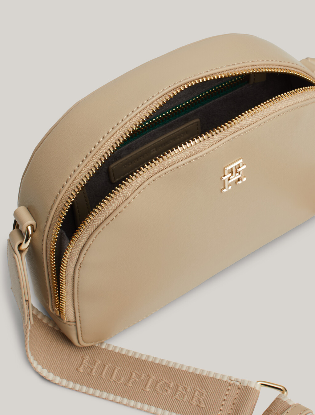 Hilfiger Monotype 半月斜肩包, Beige, hi-res