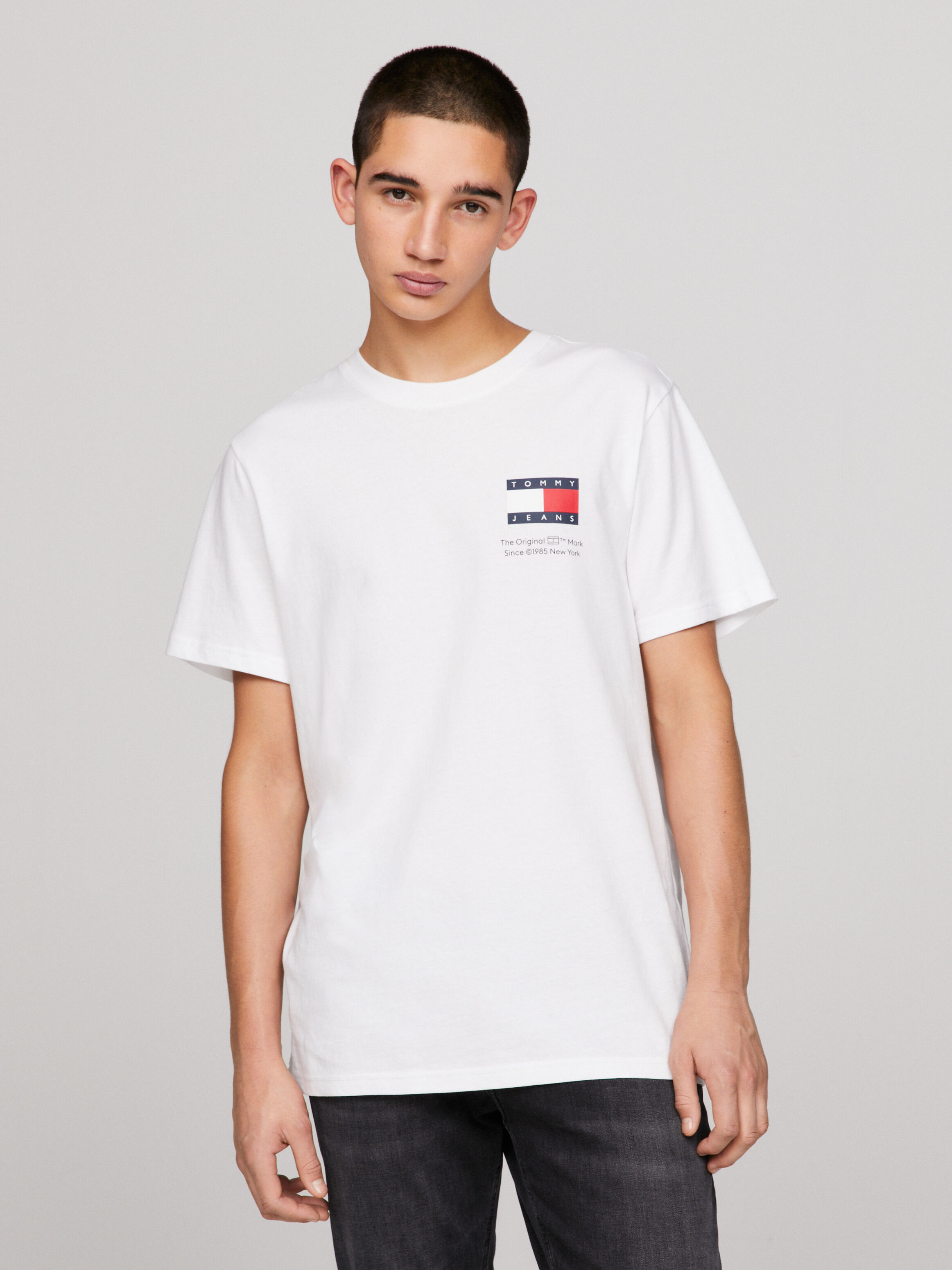 Essential Logo Slim Fit T-Shirt White