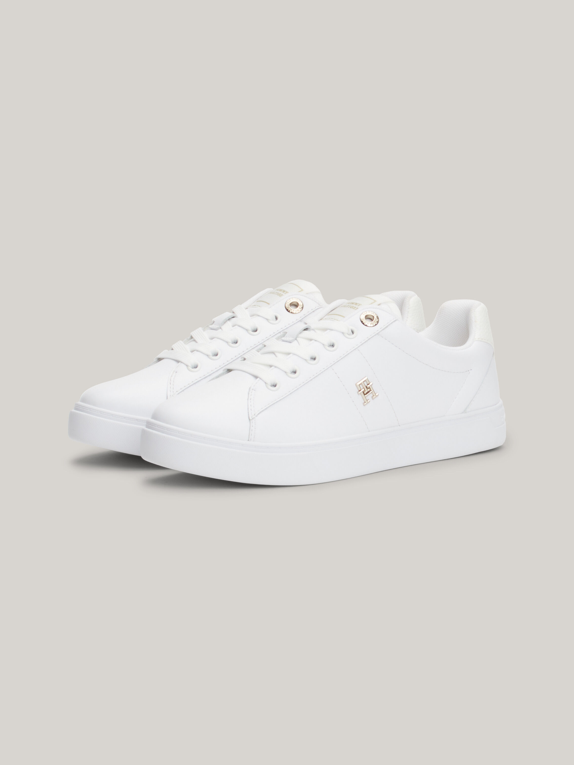 Womens hilfiger trainers outlet