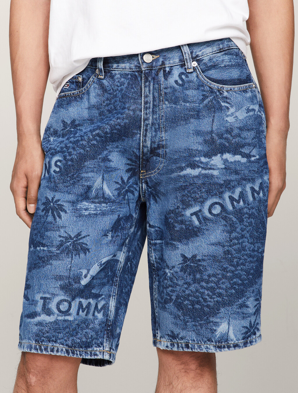 Aiden Hawaiian Lasered Denim Baggy Shorts, Denim Medium, hi-res