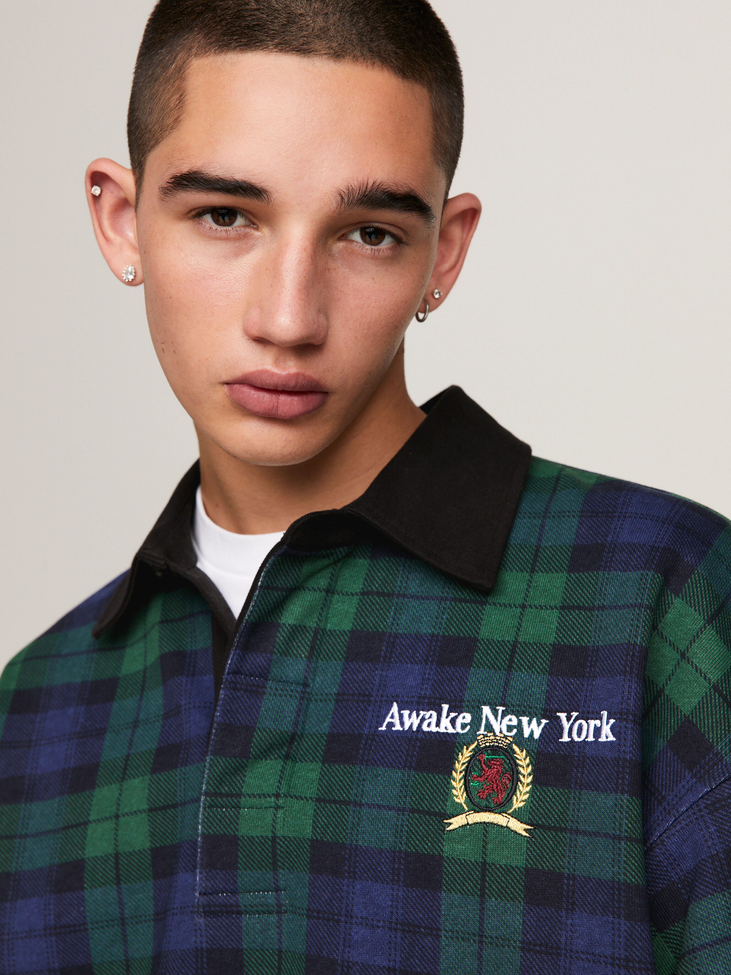 Tommy jeans plaid hotsell crest harrington jacket