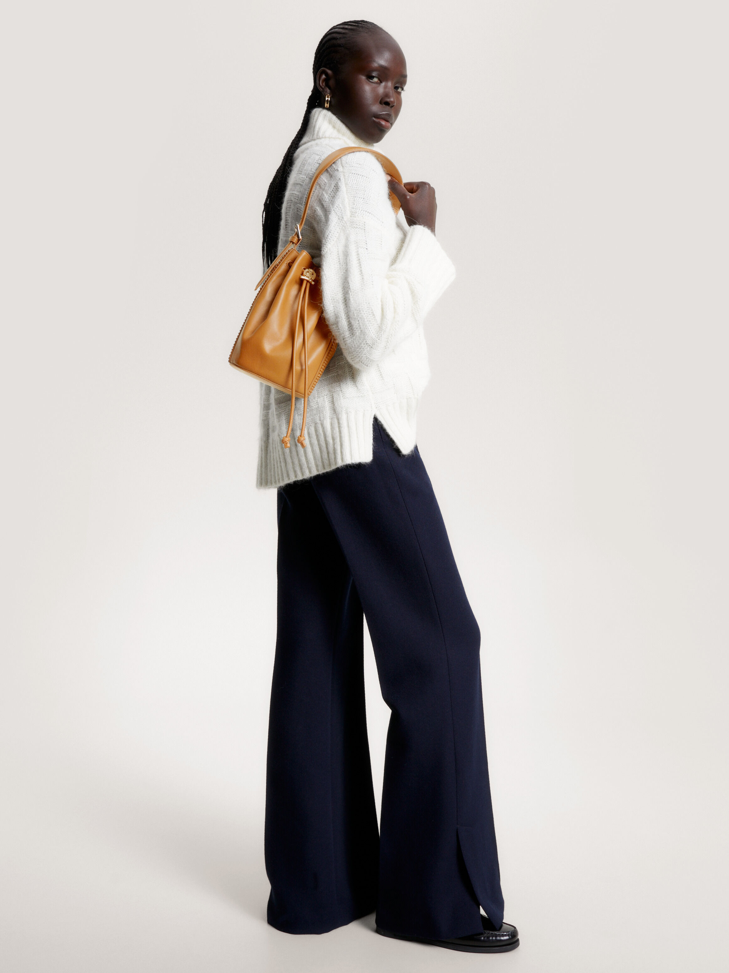 Tommy hilfiger shoes and bags on sale