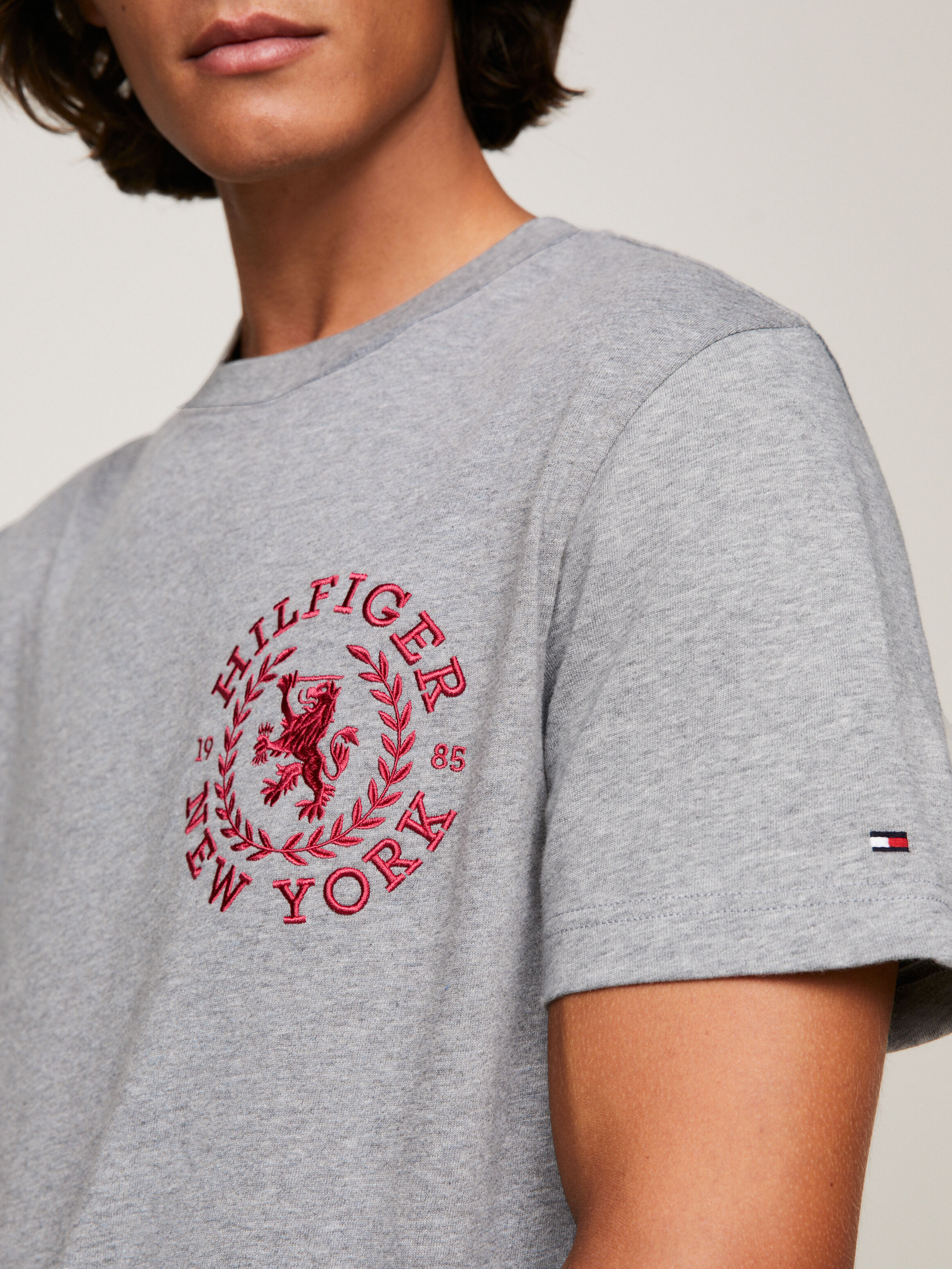 Jersey Crest Logo T Shirt Tommy Hilfiger