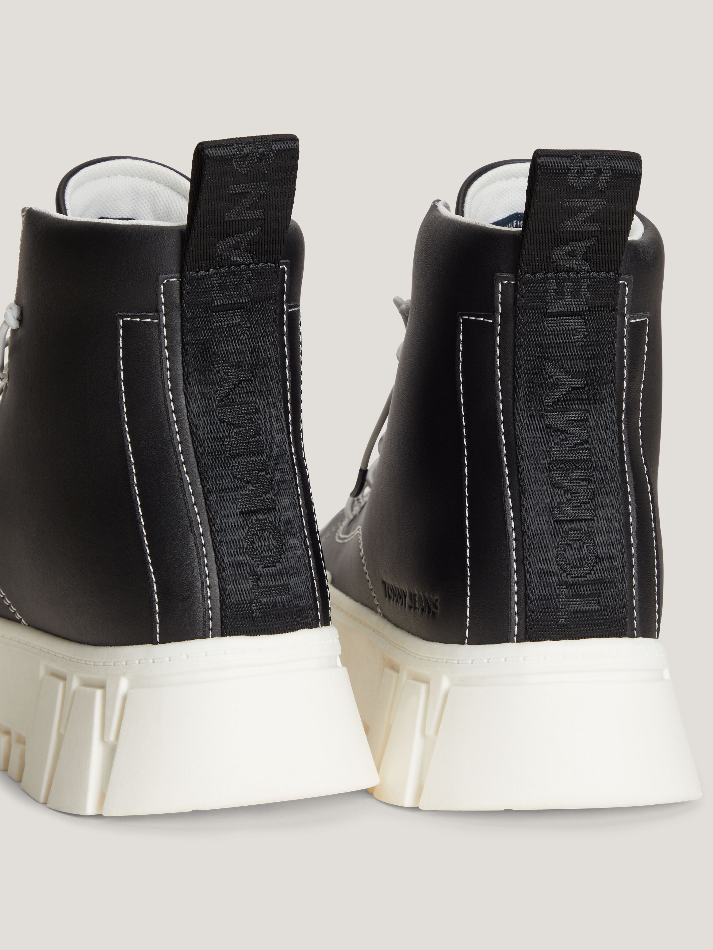 Tommy jeans classic sneakers on sale
