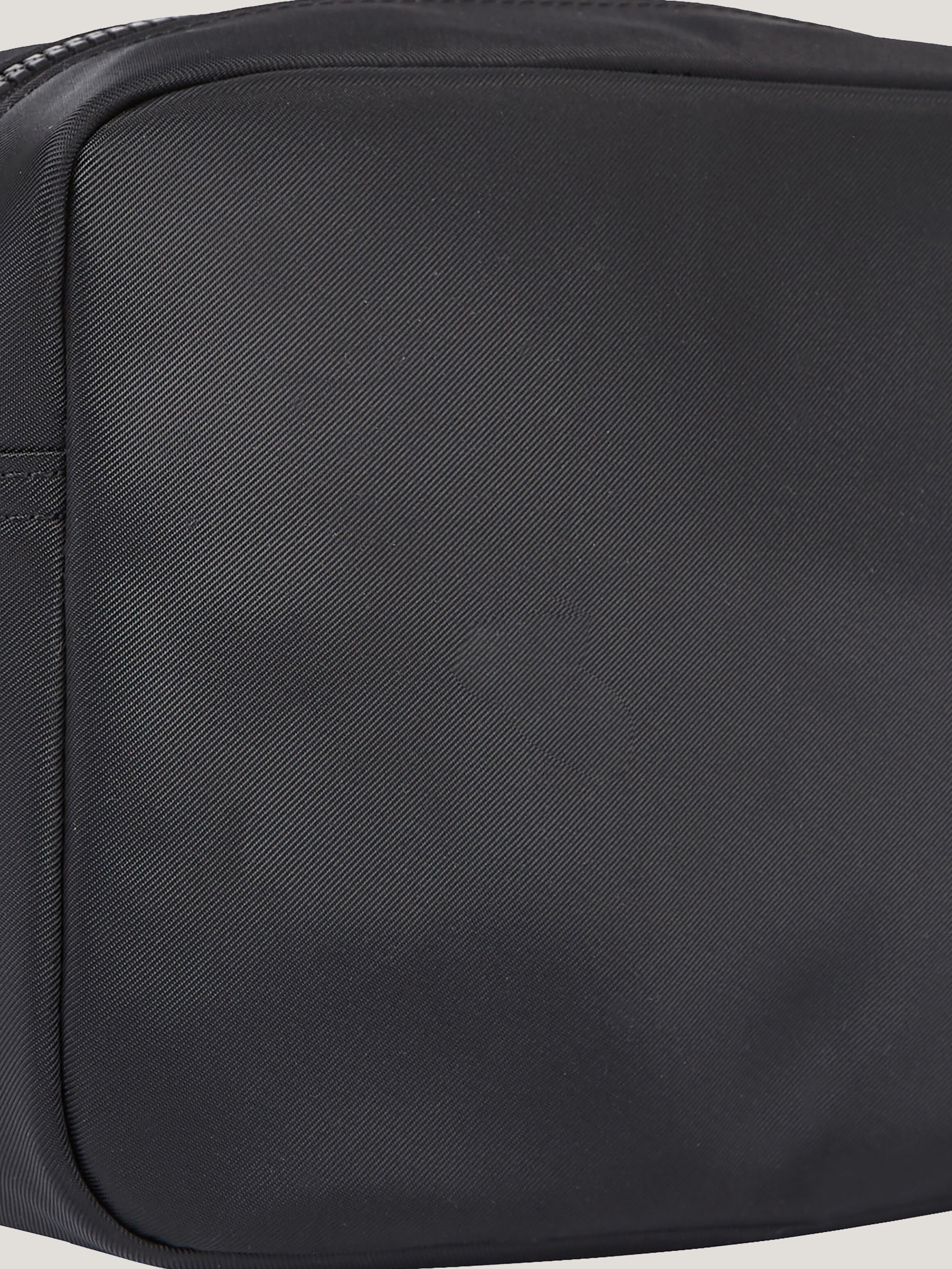 Messenger Bags Tommy Hilfiger Taiwan