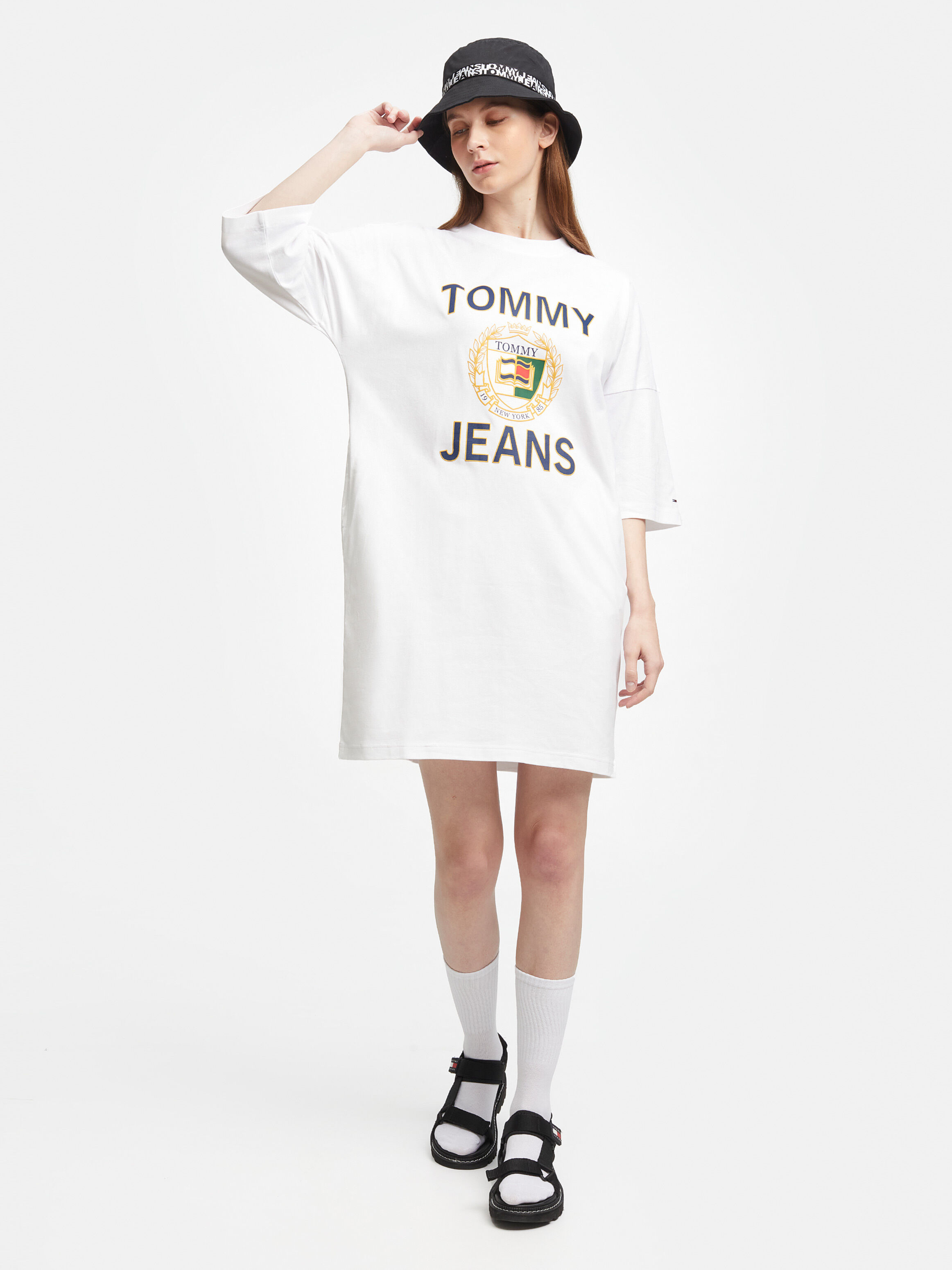 Tommy hilfiger crest best sale capsule sneaker
