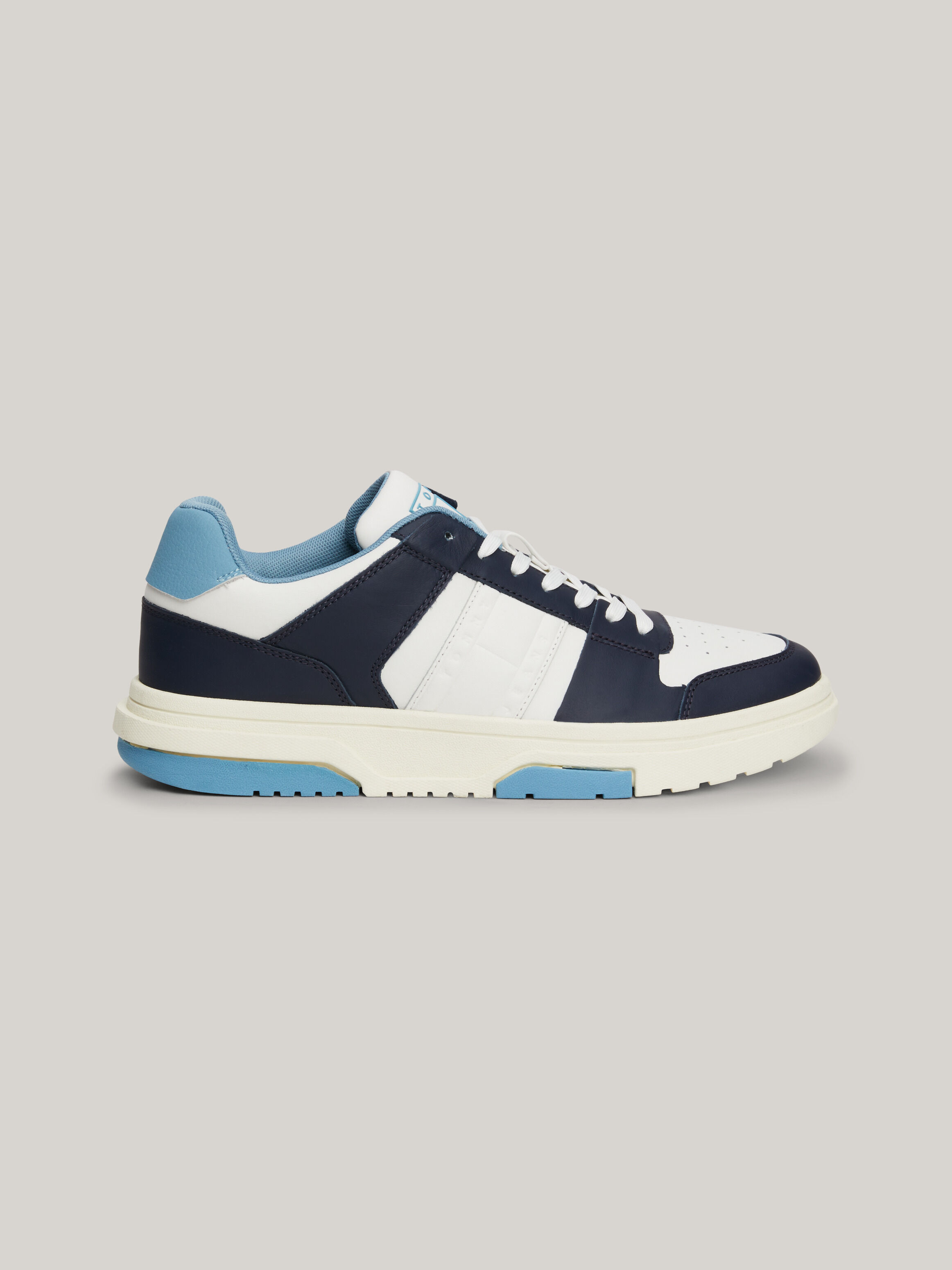 Tommy hilfiger running best sale sneakers