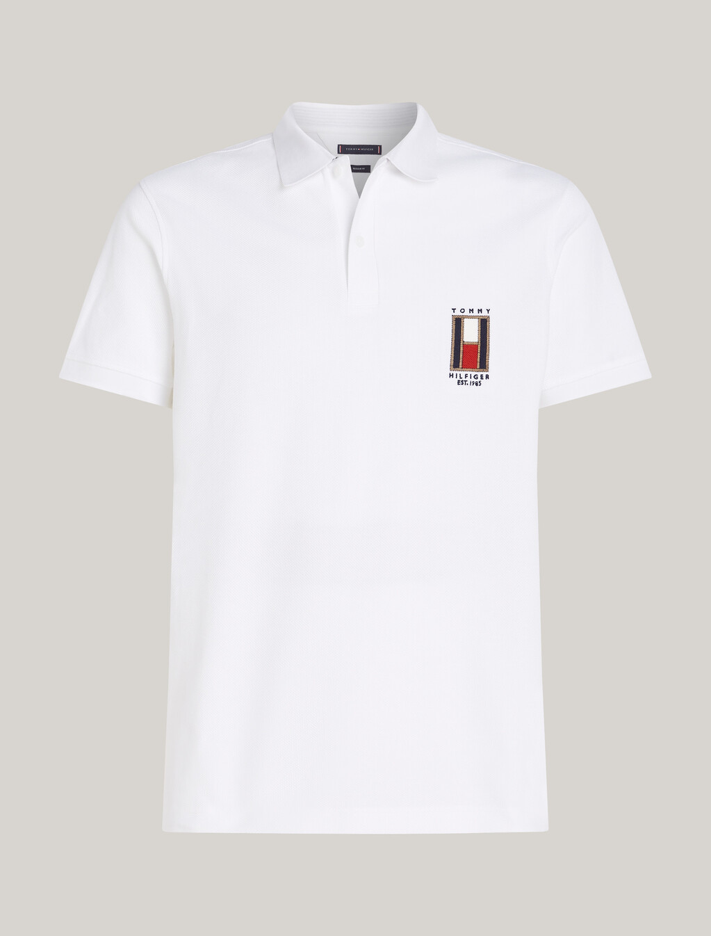 標準版型垂直旗幟 Polo 衫, White, hi-res