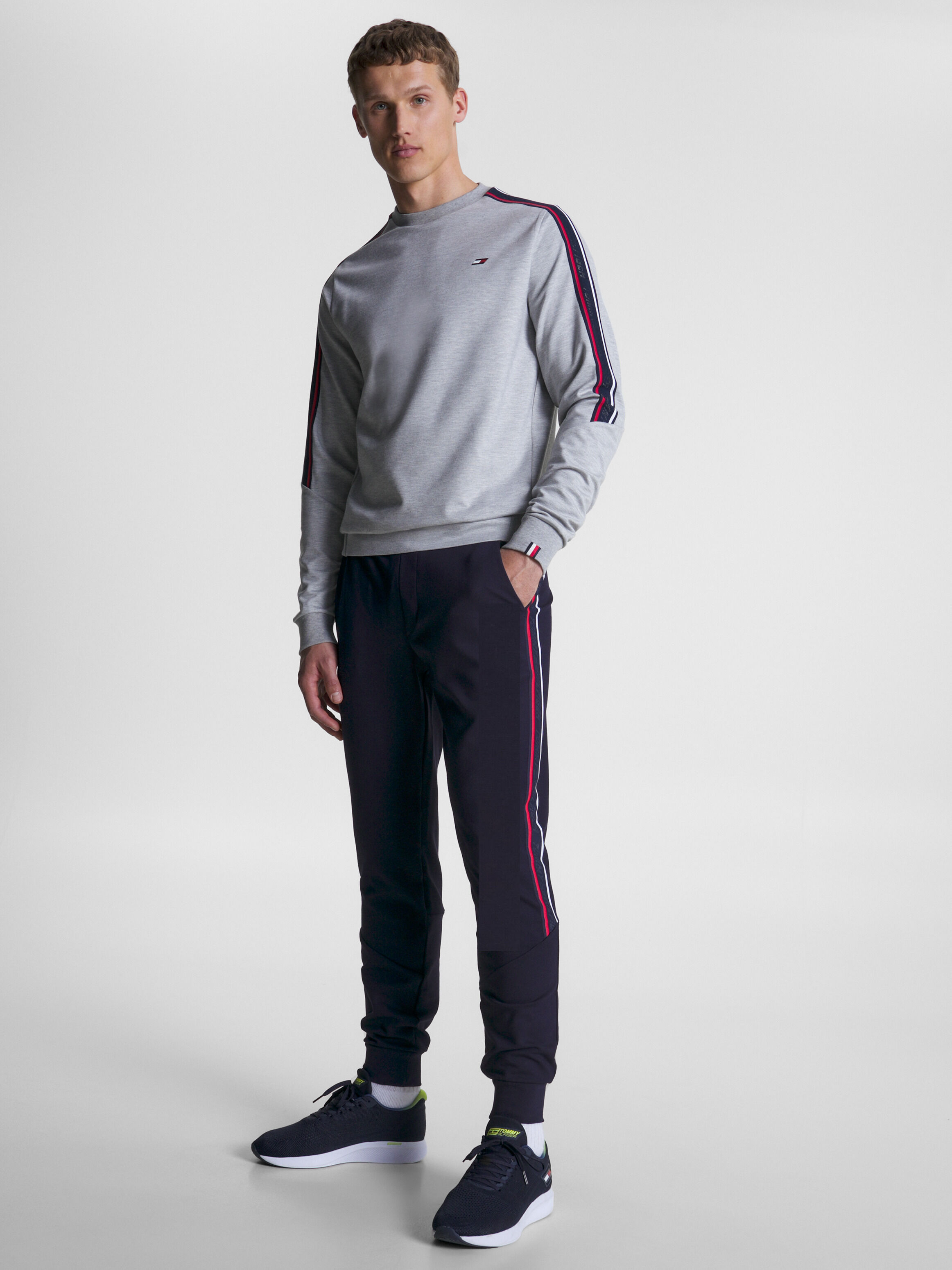 Sport Signature Tape Joggers blue Tommy Hilfiger Taiwan