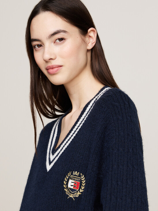 Hilfiger 學院風 V 領針織洋裝