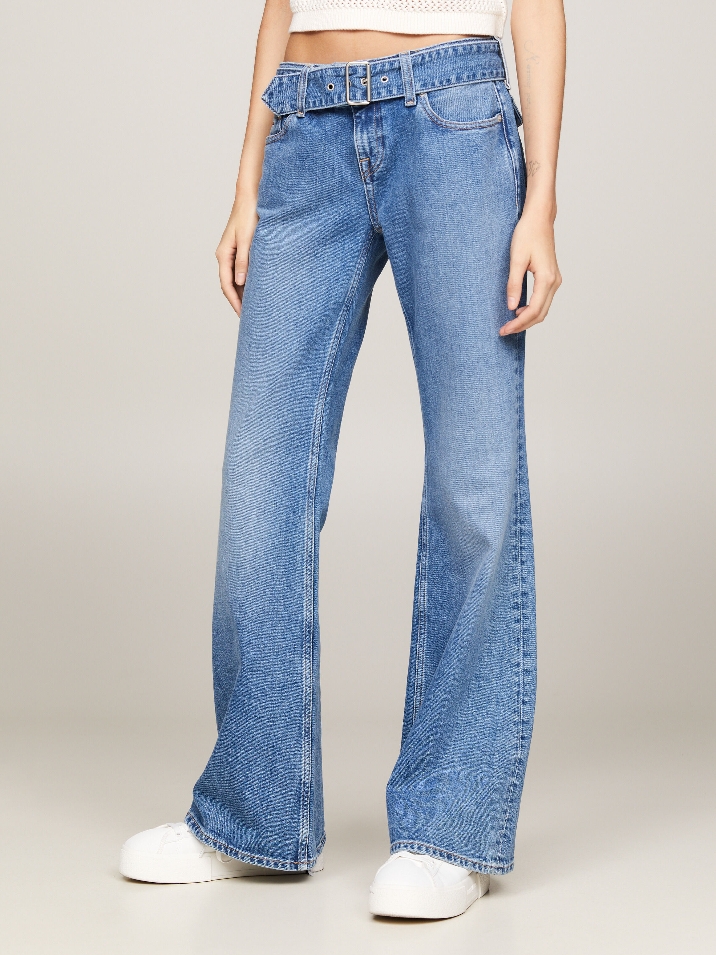 Sophie Low Rise Mom Flared Leg Belted Jeans blue Tommy