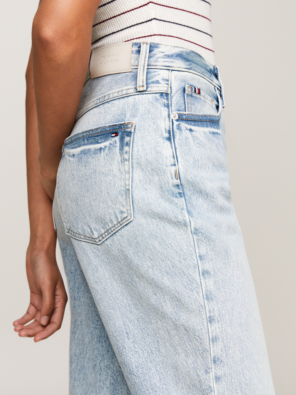 High Rise Straight Twisted Seam Jeans, Lev, hi-res