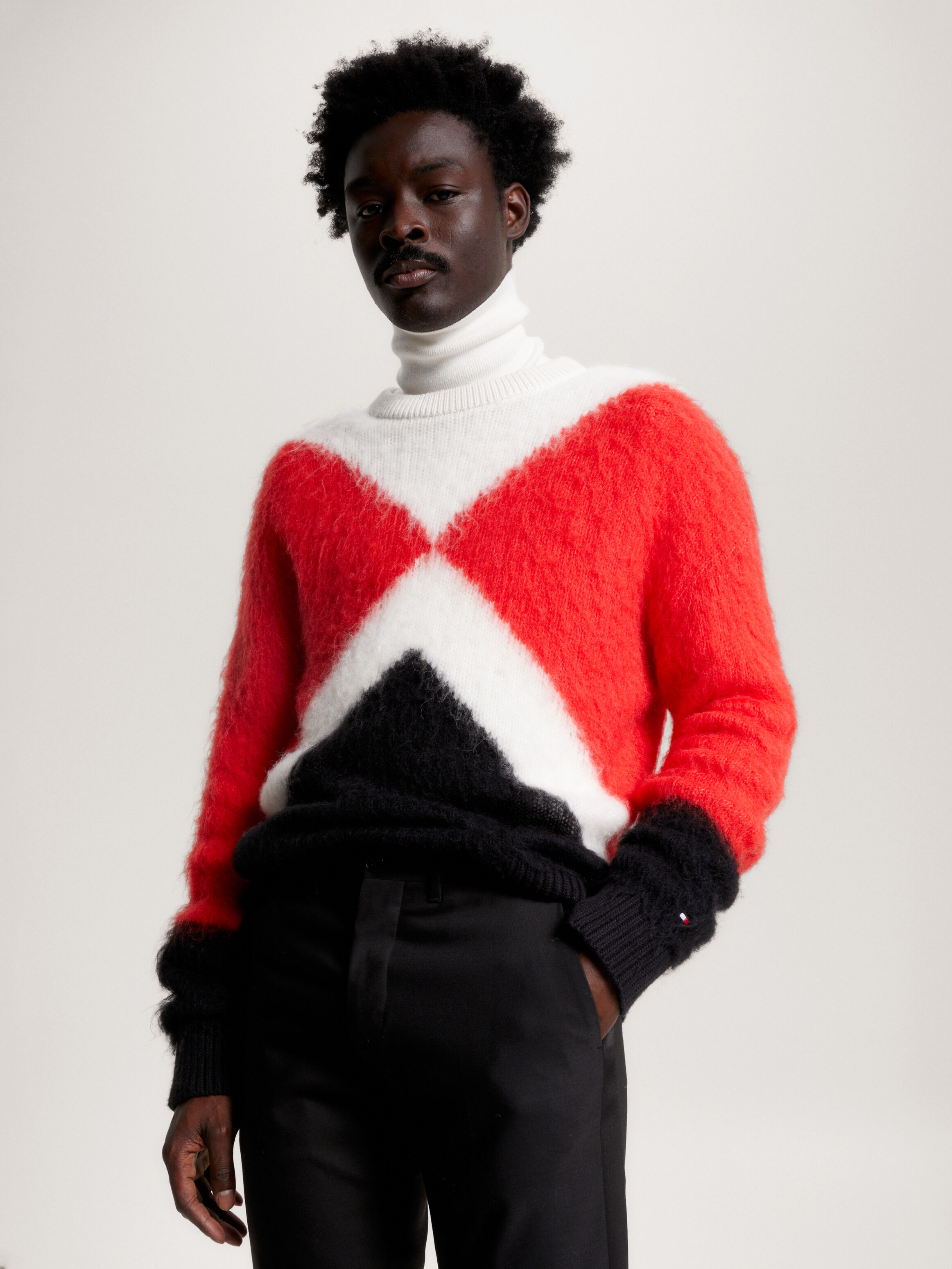 Tommy hilfiger hot sale argyle sweater