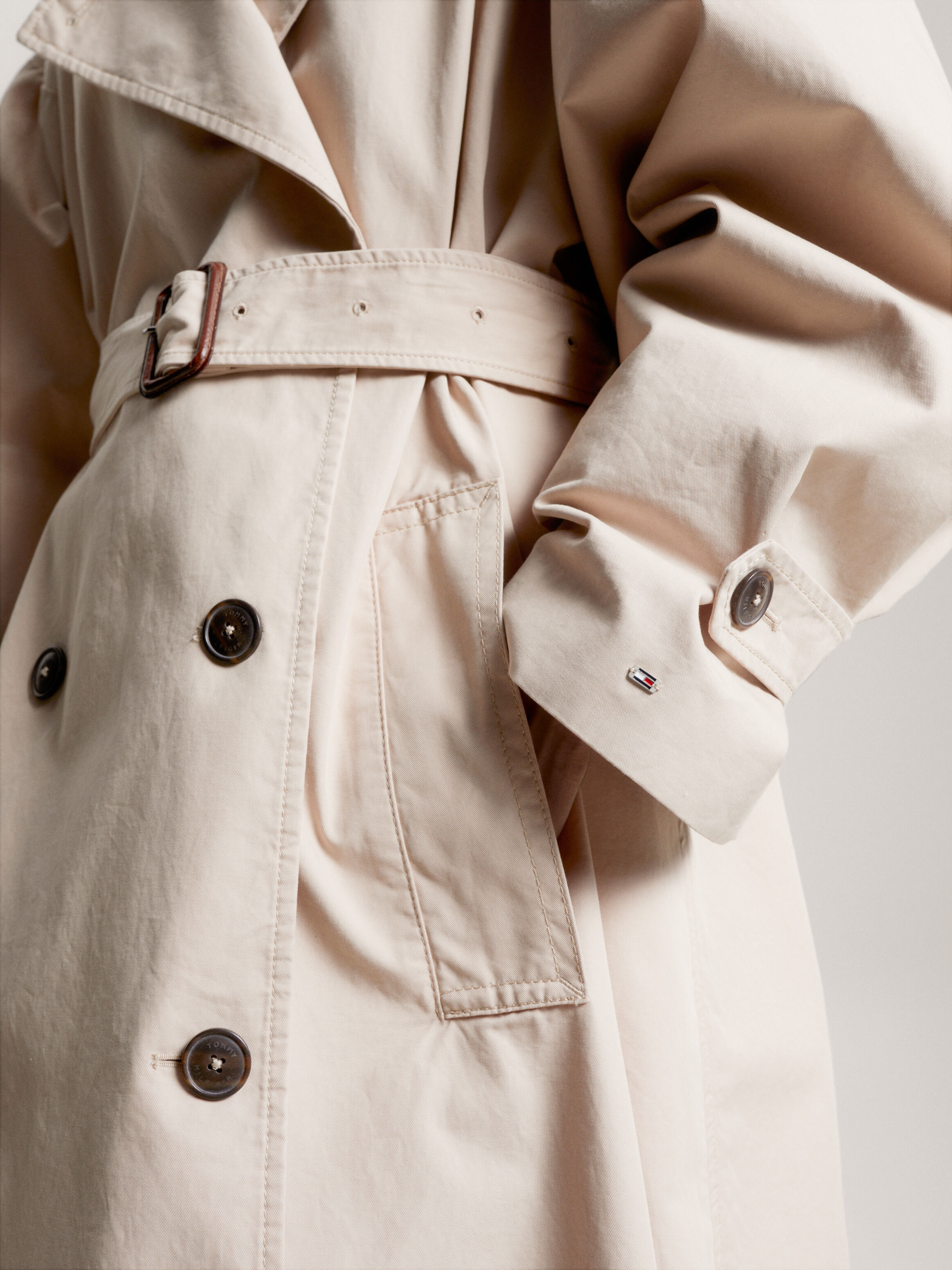 Tommy hilfiger long buttoned trench coat online