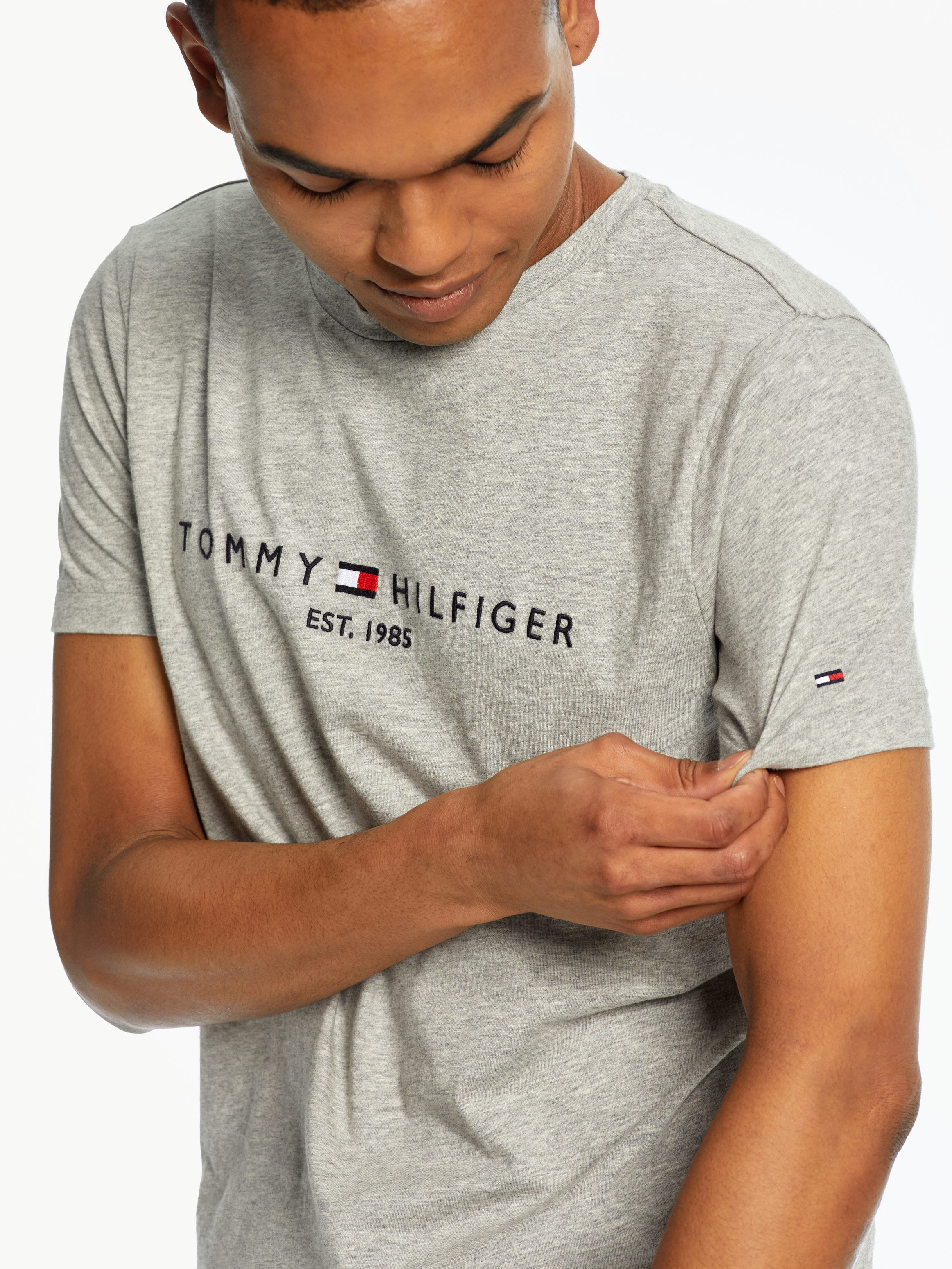 Tommy hilfiger logo new arrivals tee