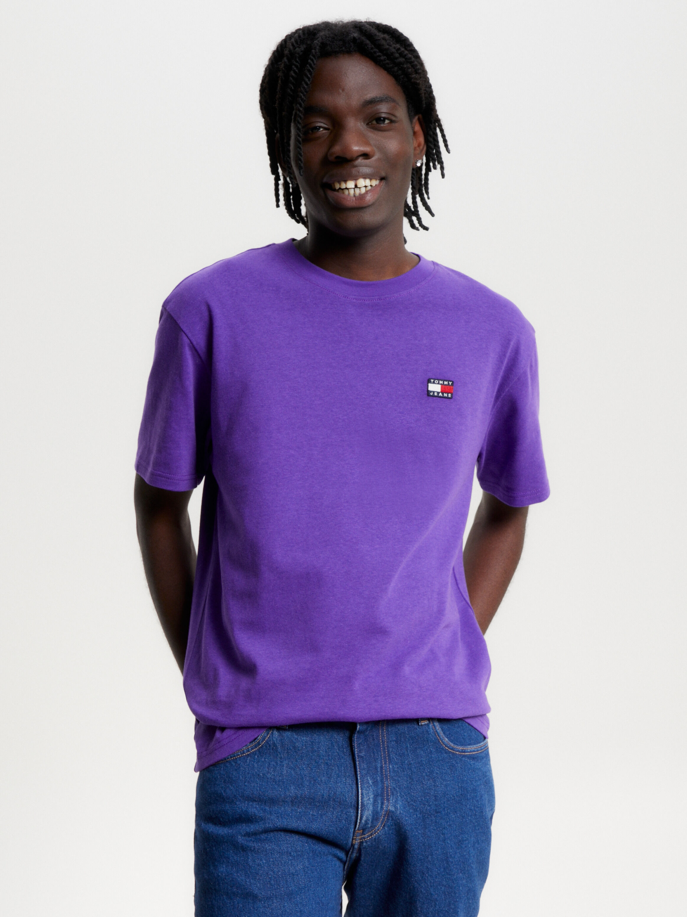 Tommy badge clearance tee