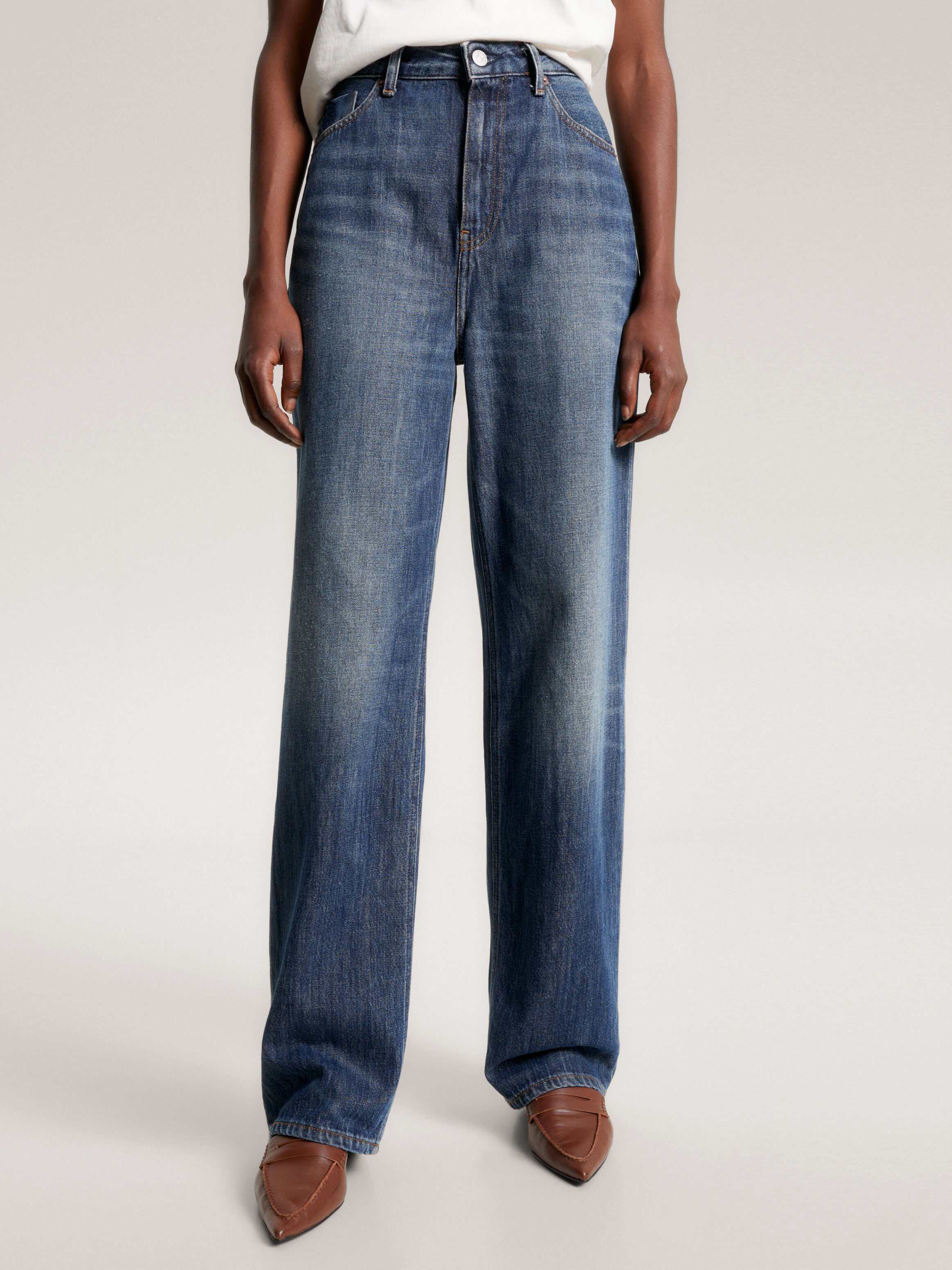 Tommy discount hilfiger straight