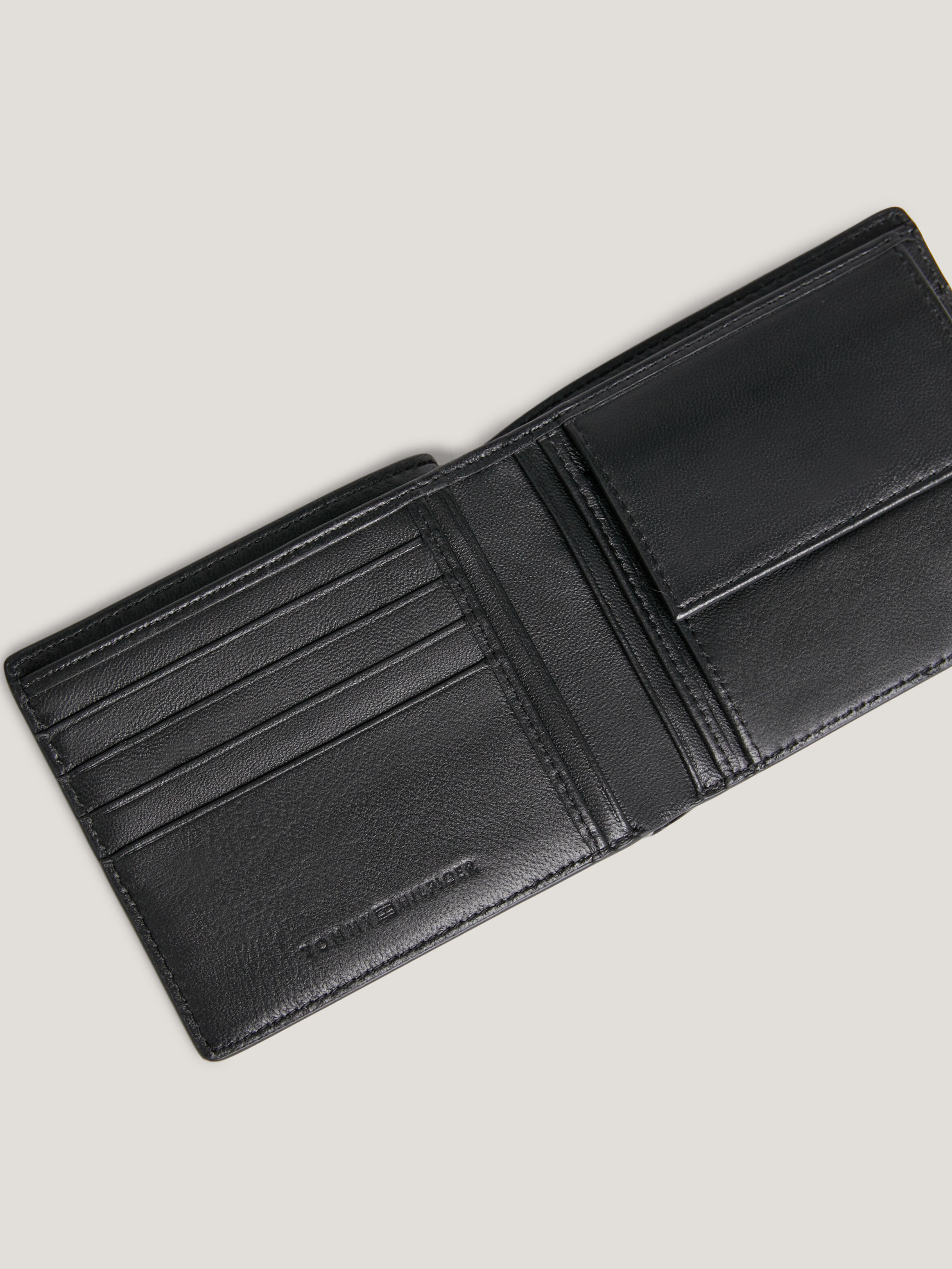 Tommy hilfiger wallet with coin sale pouch
