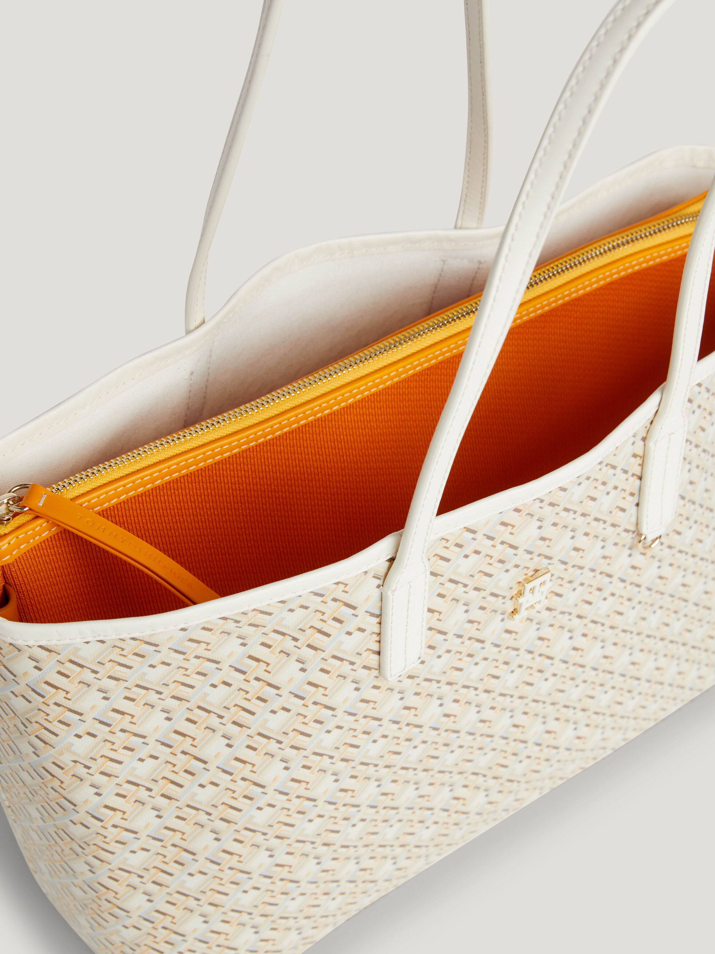 Tommy cares tote store