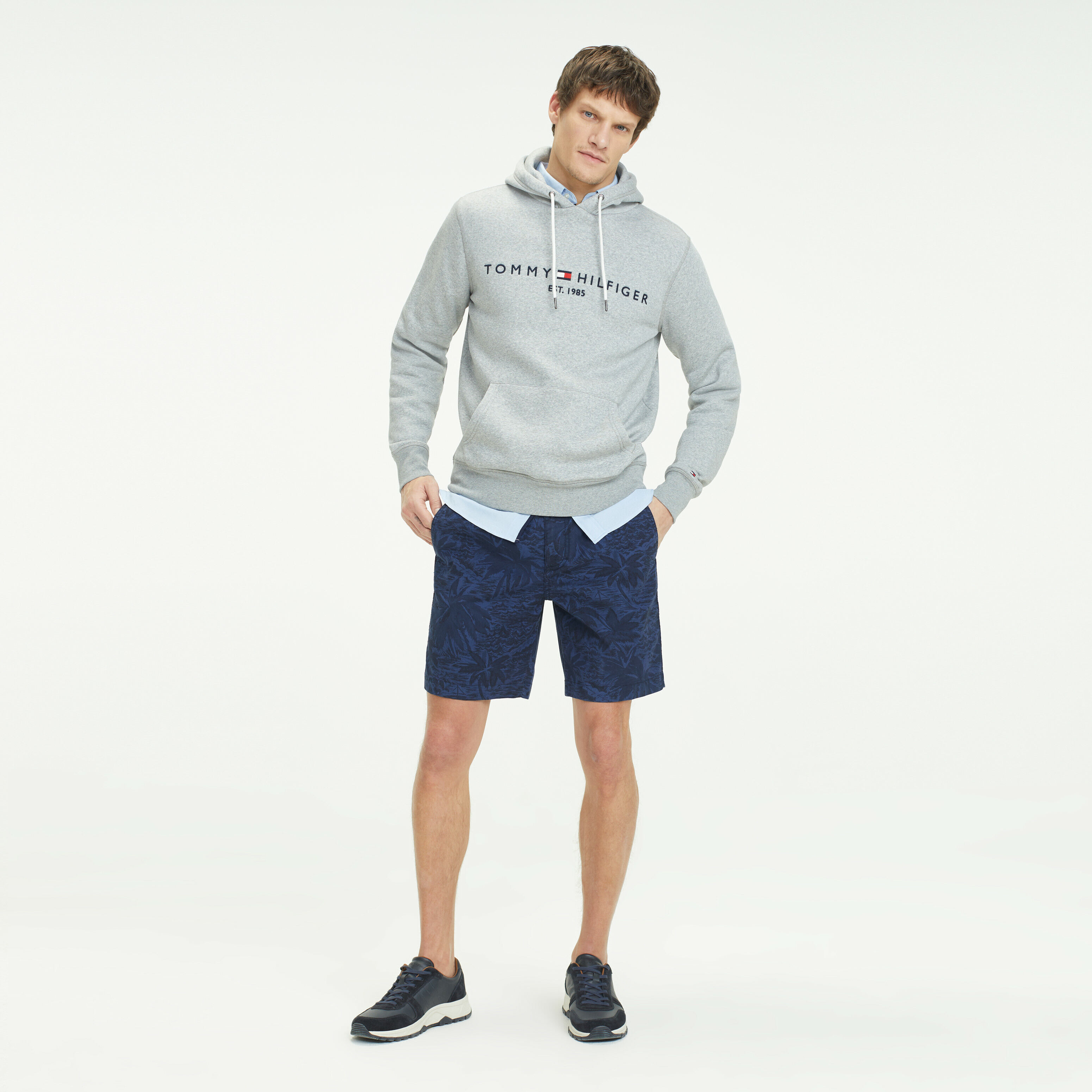 Essential Logo Hoodie grey Tommy Hilfiger Taiwan
