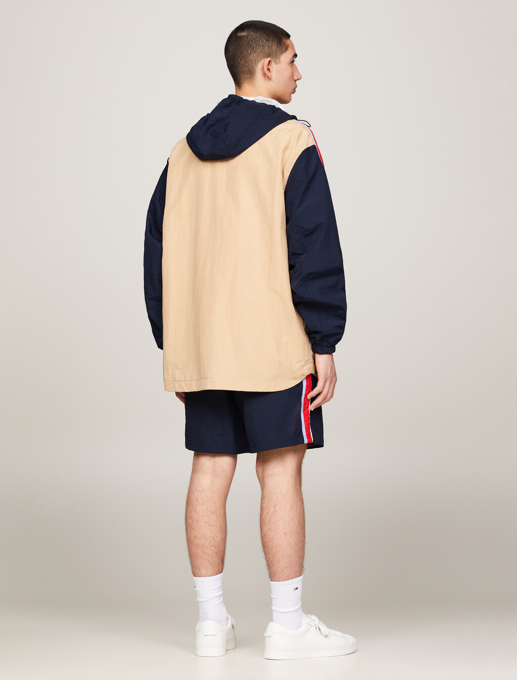 Archive Retro Logo Colour-Blocked Chicago Popover, Tawny Sand, hi-res