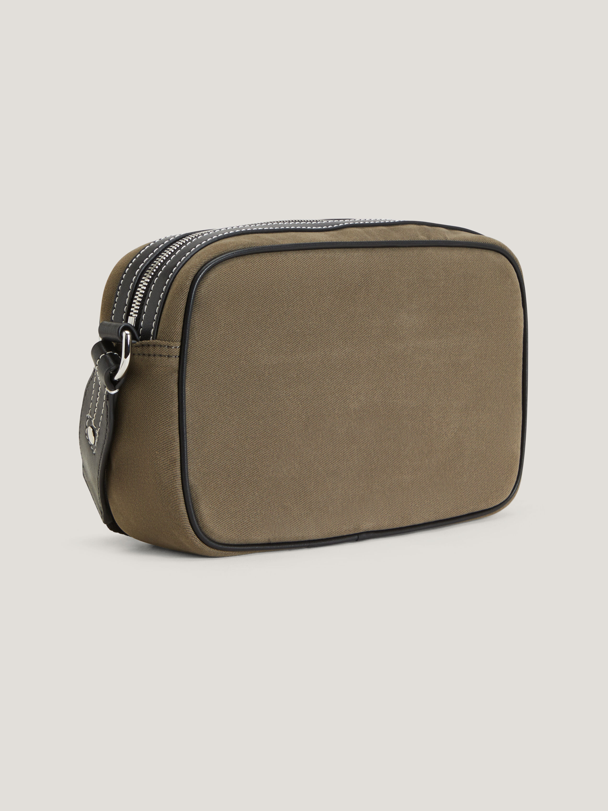 Messenger tommy hilfiger online