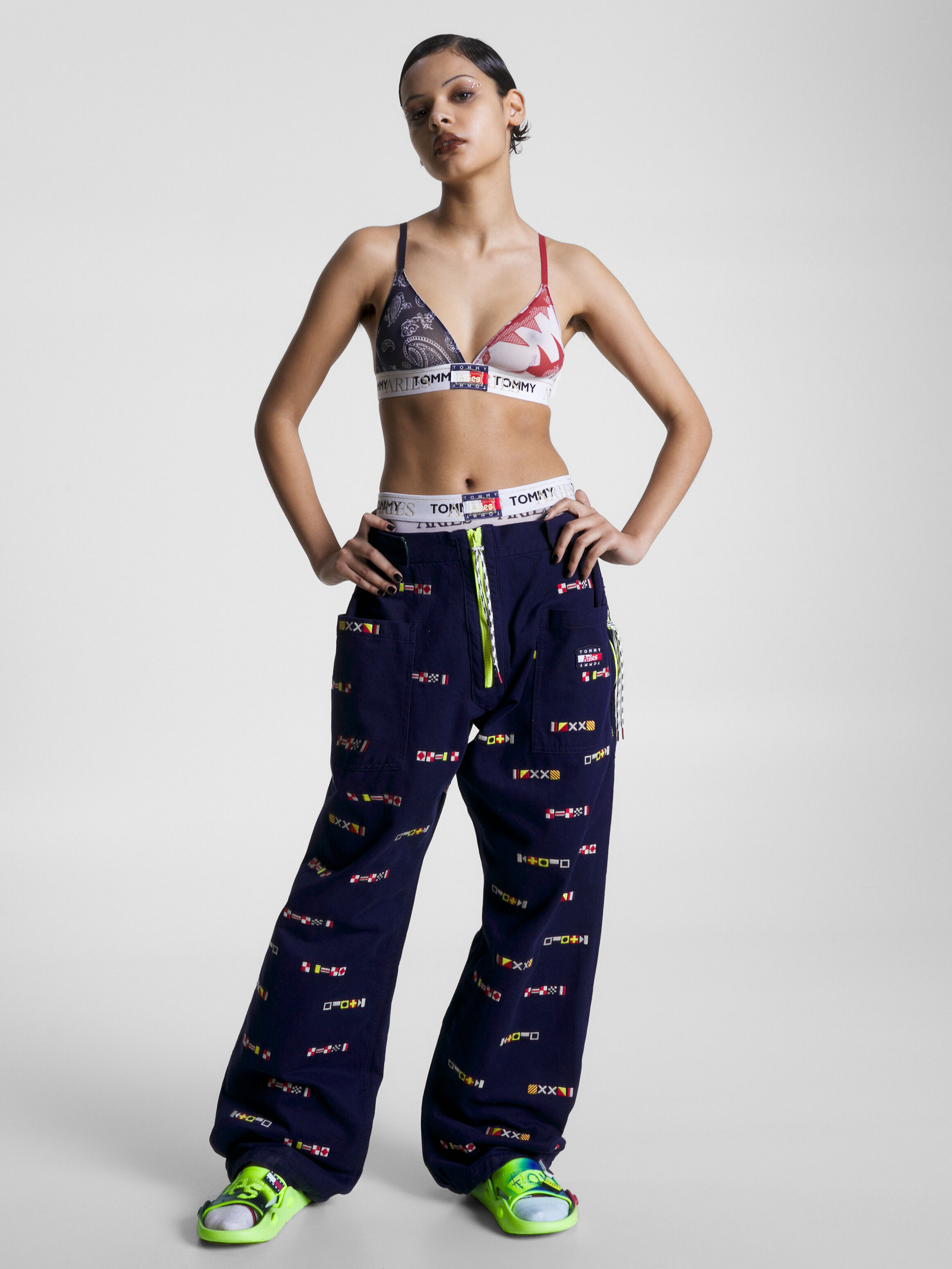 Women sales tommy slides