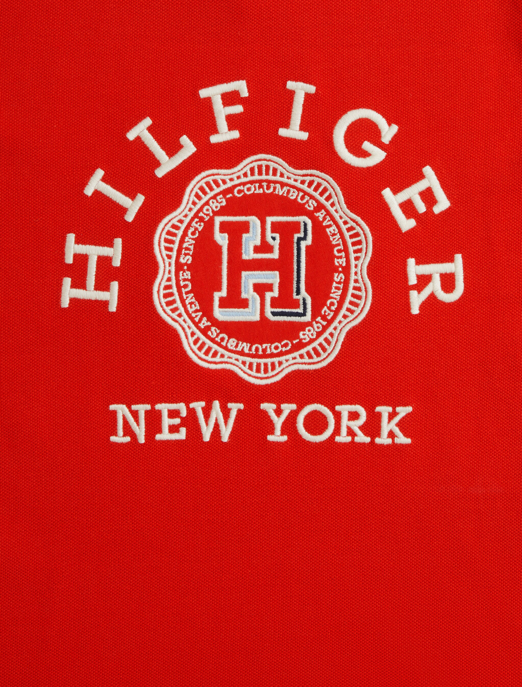 Hilfiger Monotype Archive 徽章Logo刺繡 T 恤, Fierce Red, hi-res