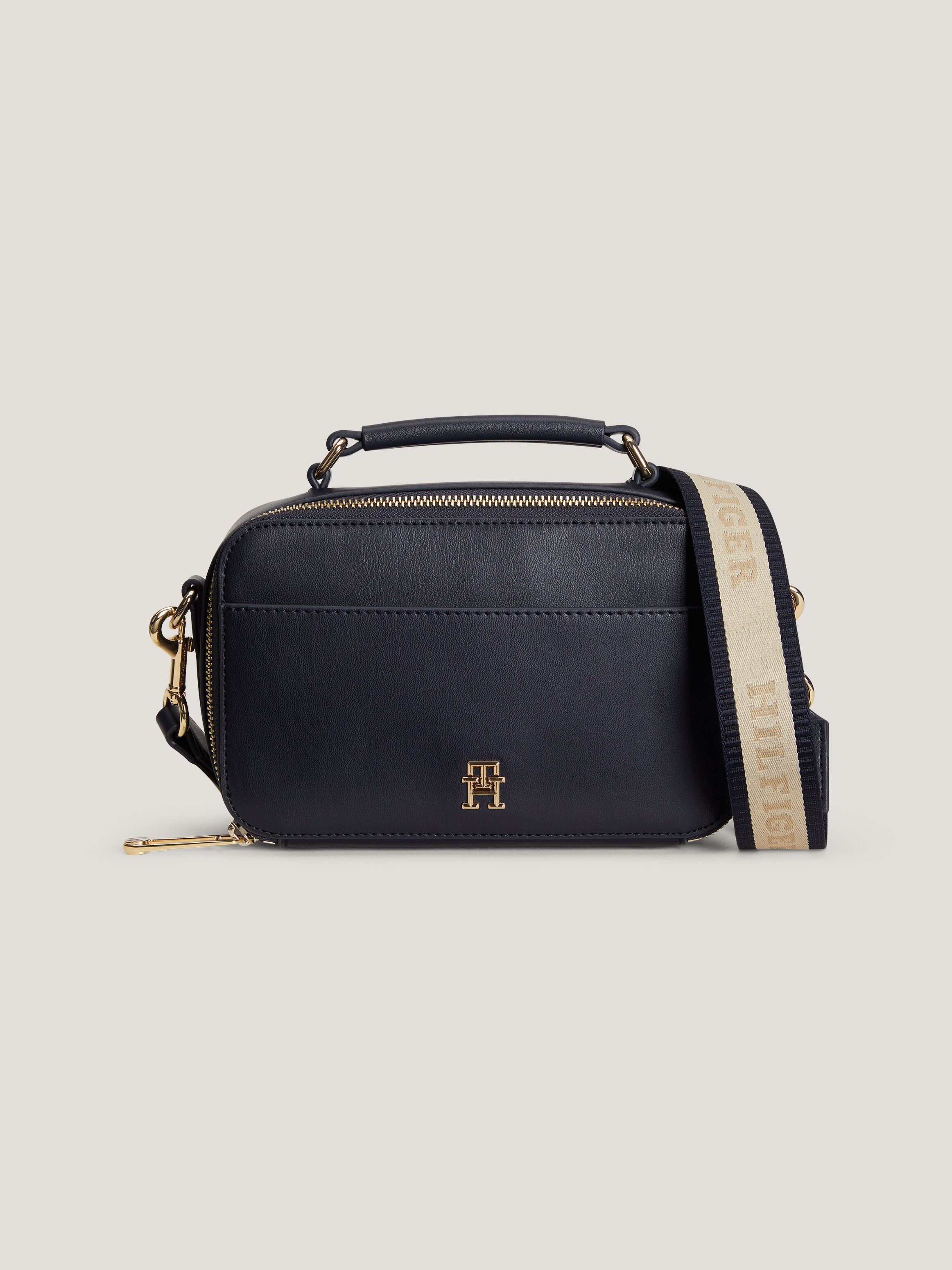 Tommy hilfiger black discount bag