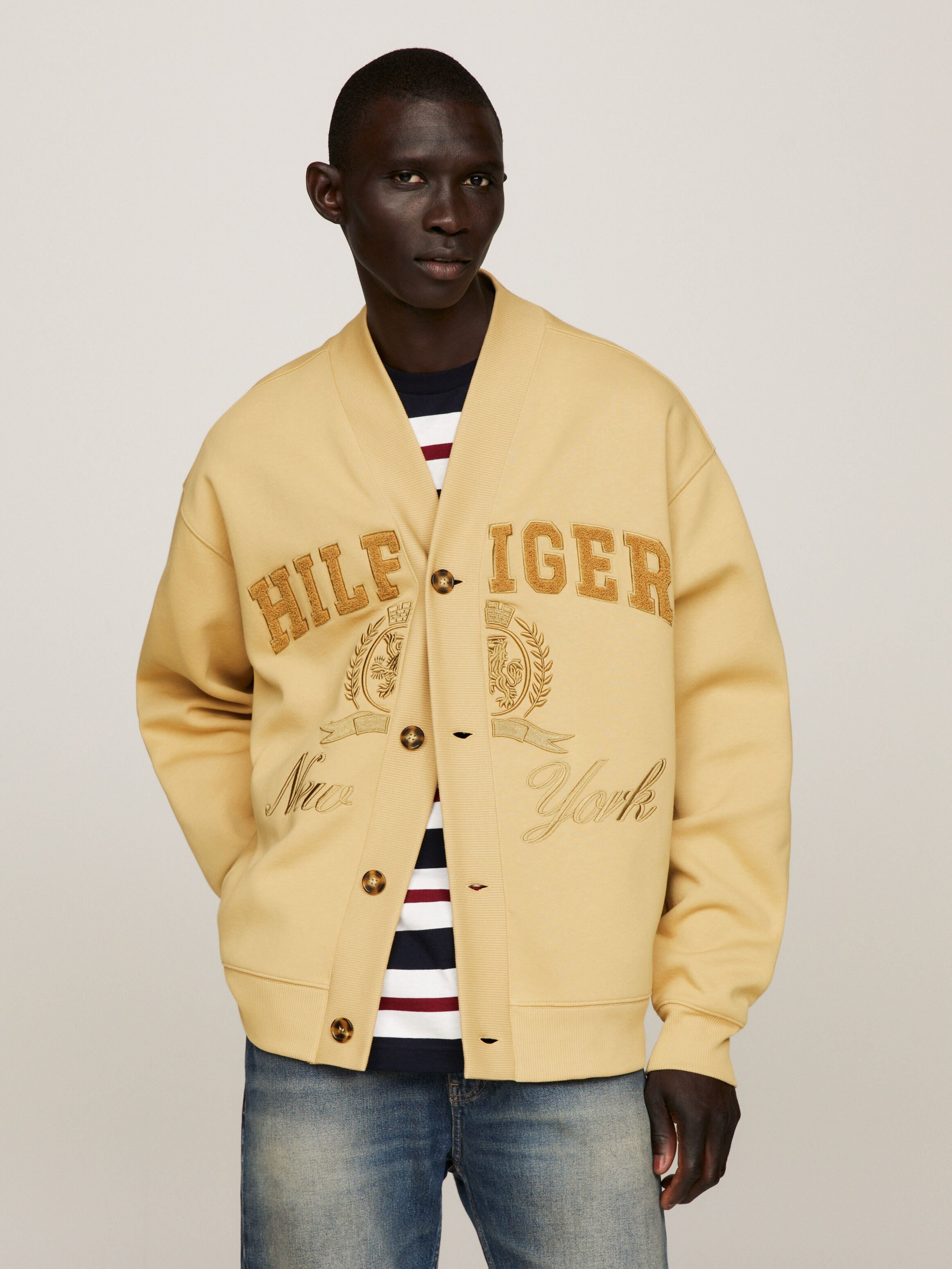 Crest Relaxed Fit V Neck Cardigan natural Tommy Hilfiger Taiwan