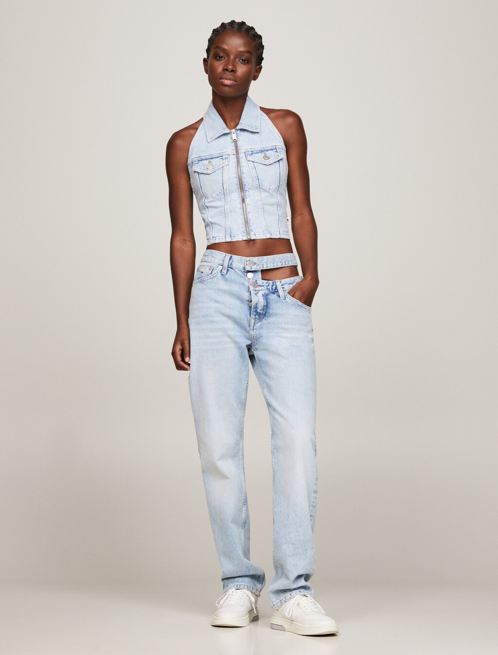 Julie Ultra High Rise Straight Cutout Jeans, Denim Light, hi-res