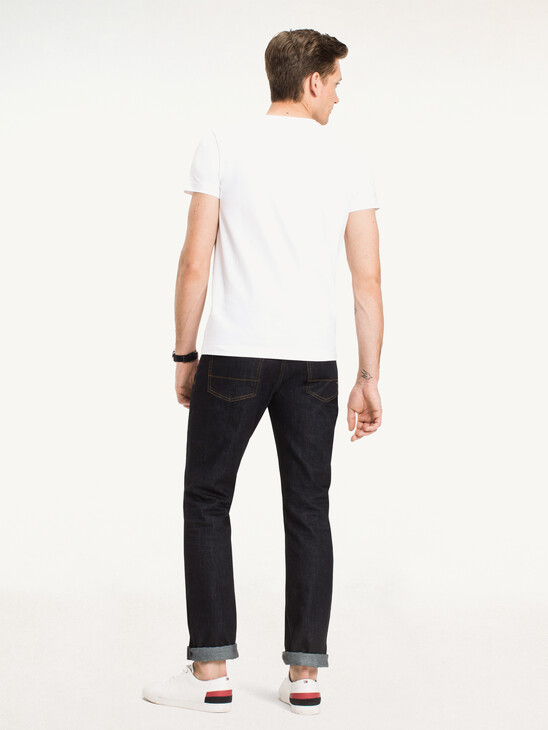 Slim Fit Stretch Tee