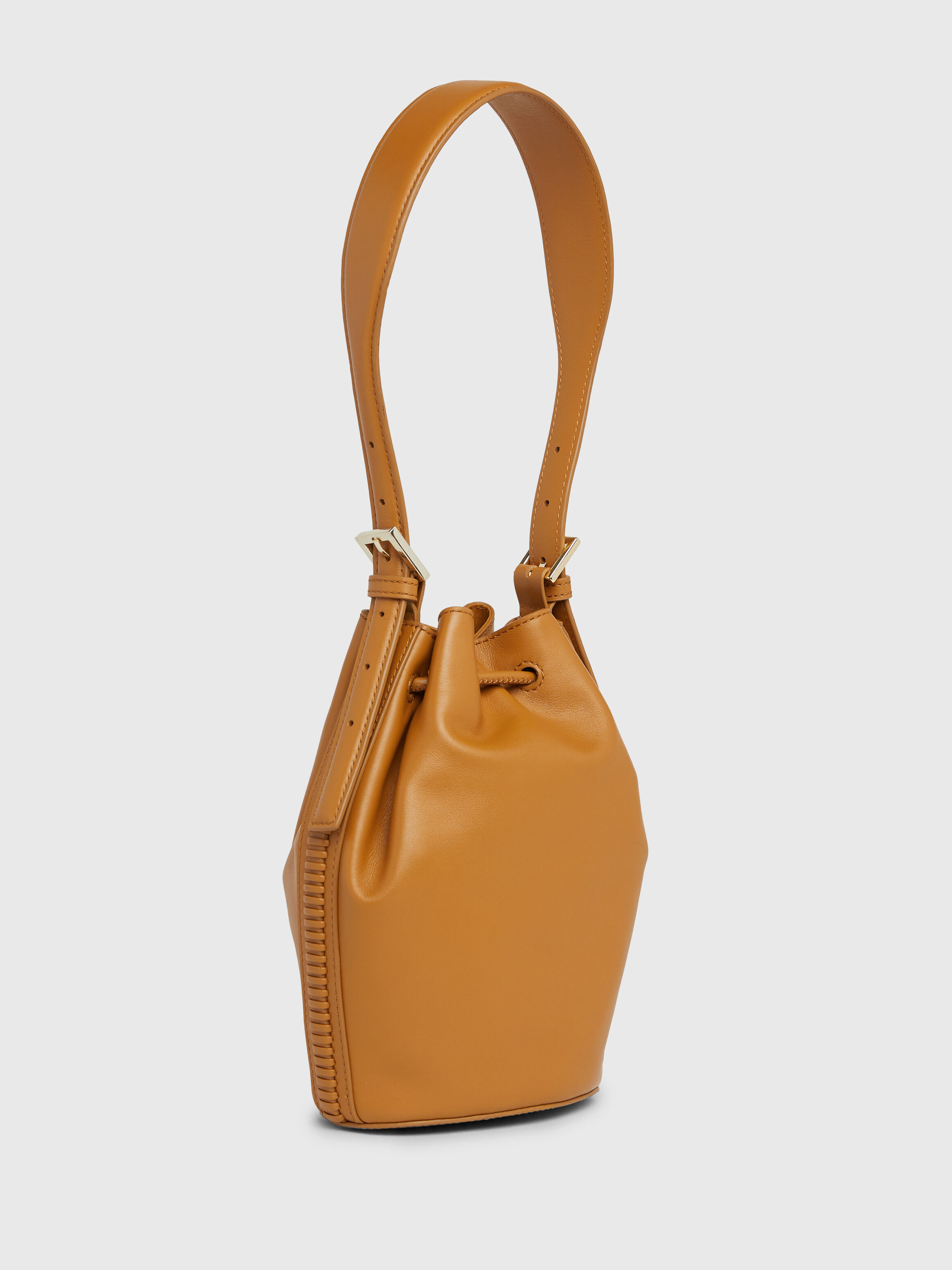 Womens leather bucket bag sale