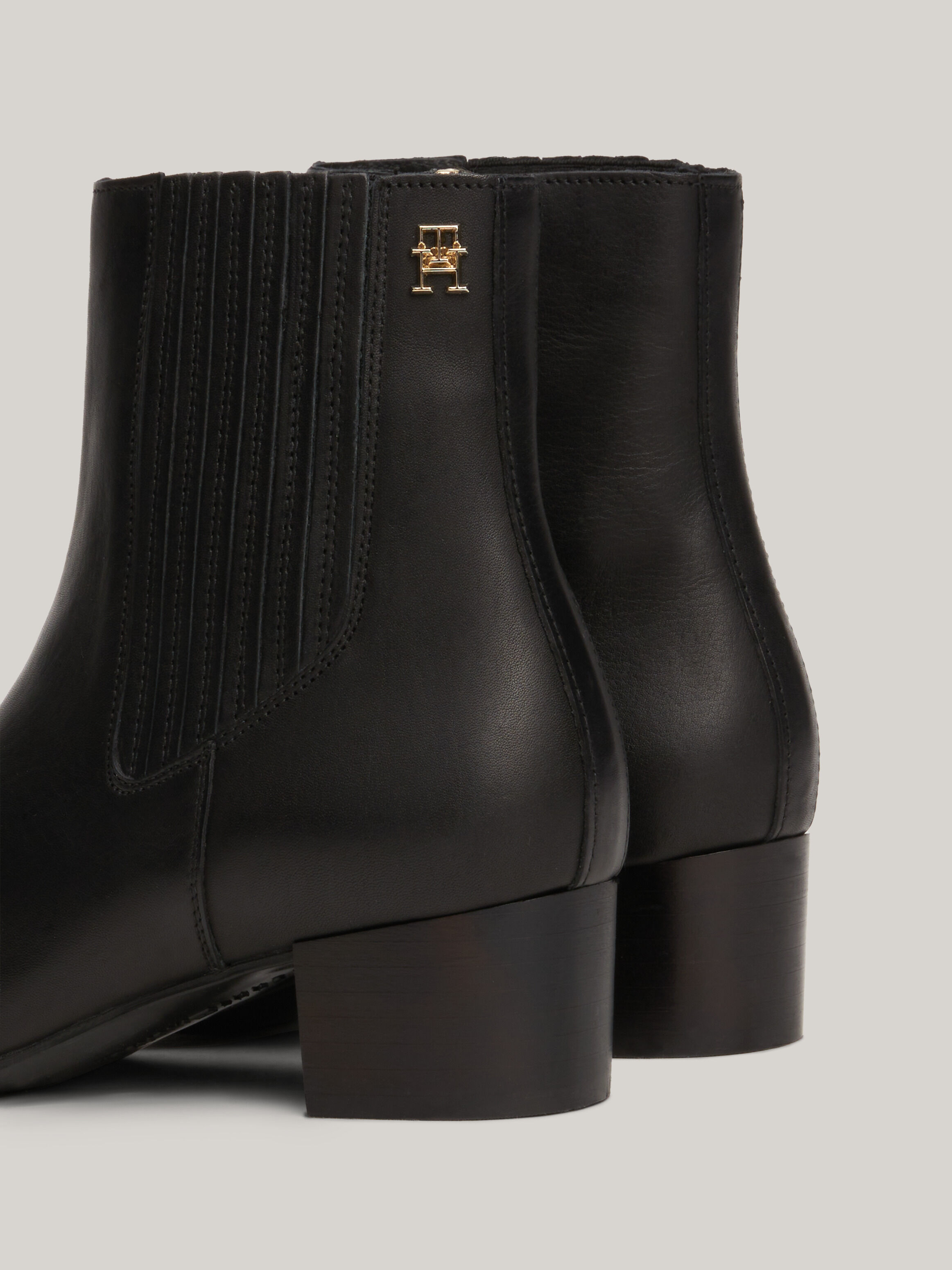 Essential Leather Block Heel Ankle Boots